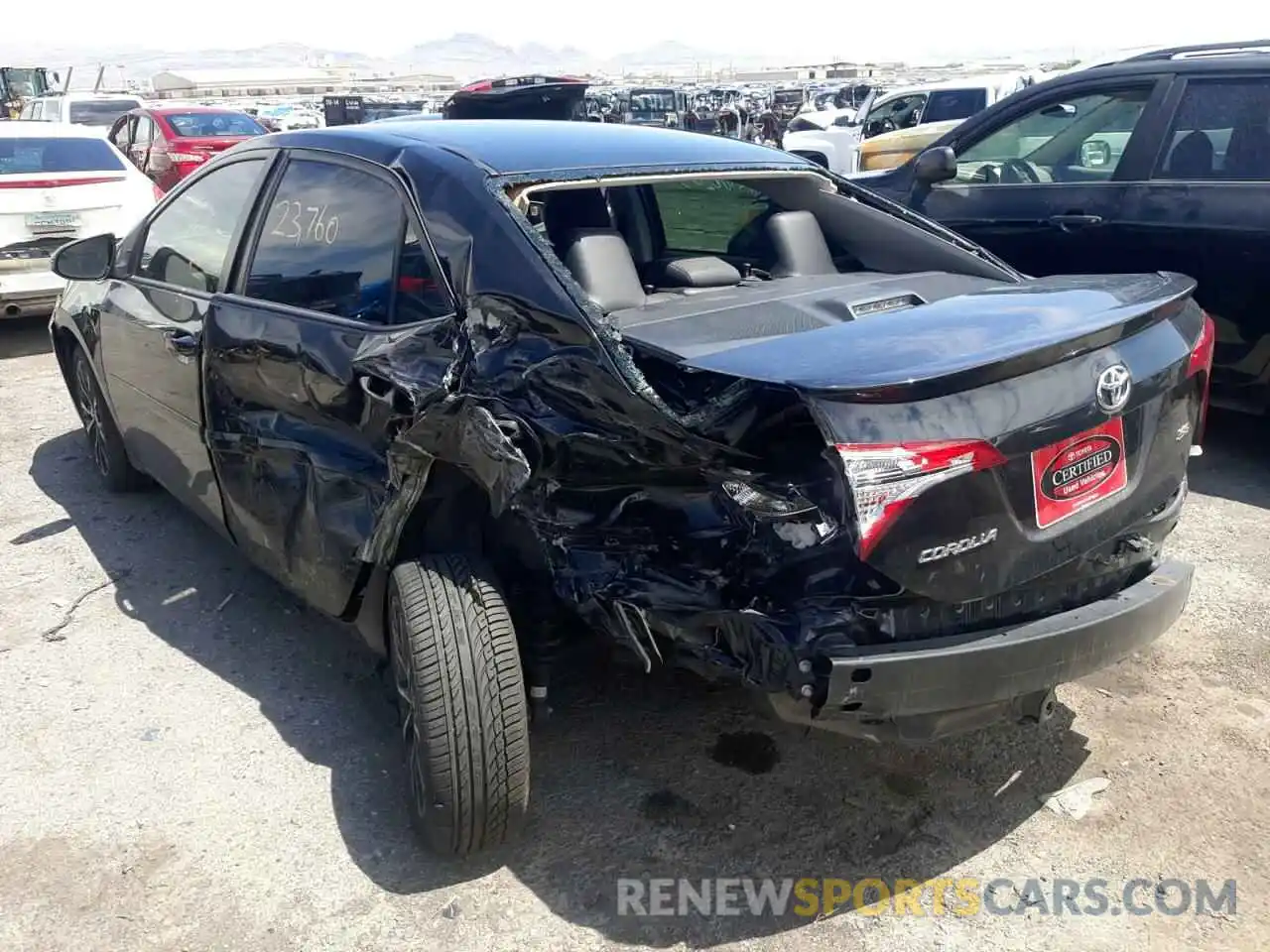 3 Photograph of a damaged car 2T1BURHE6KC181440 TOYOTA COROLLA 2019