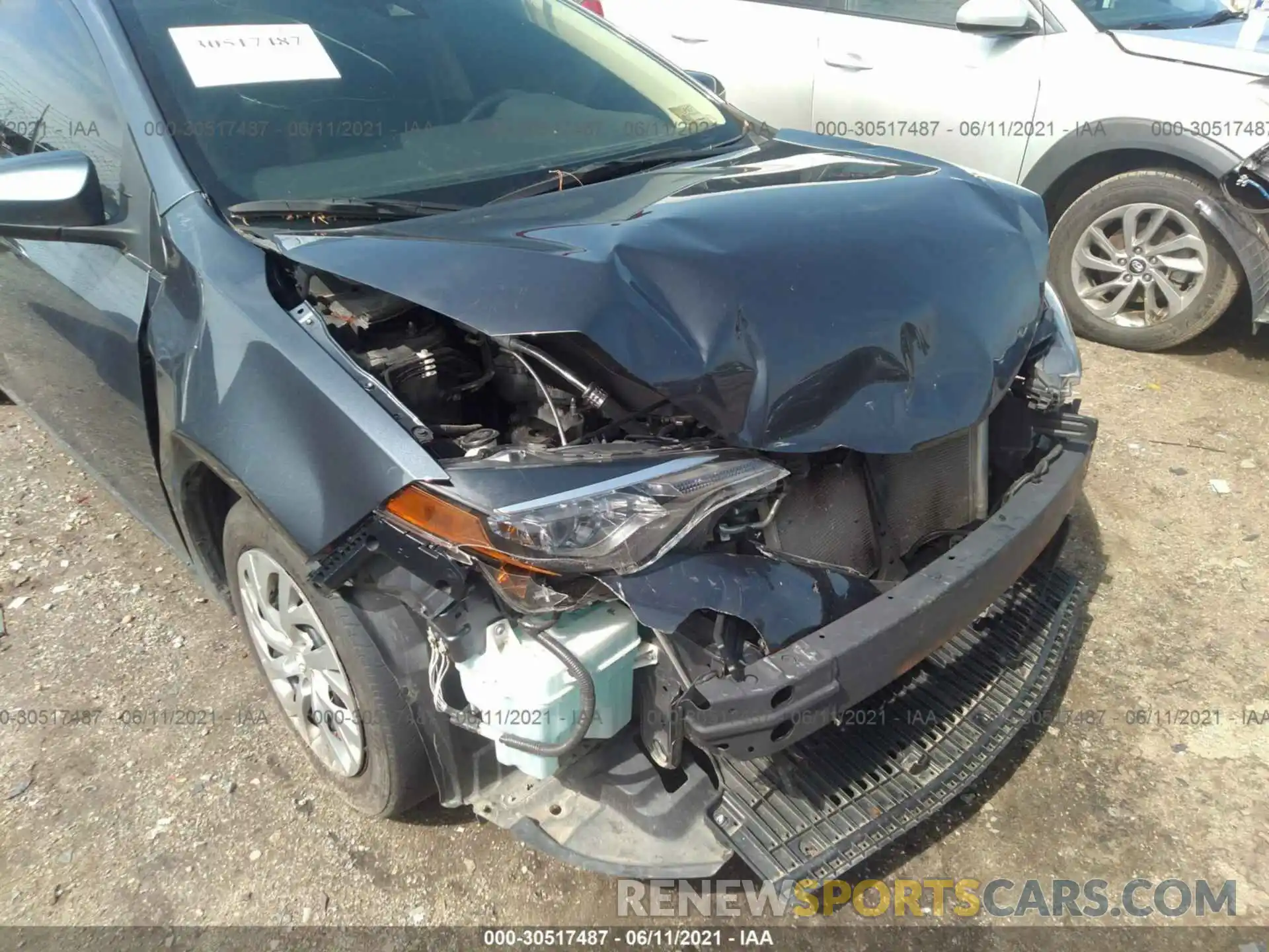 6 Фотография поврежденного автомобиля 2T1BURHE6KC182765 TOYOTA COROLLA 2019