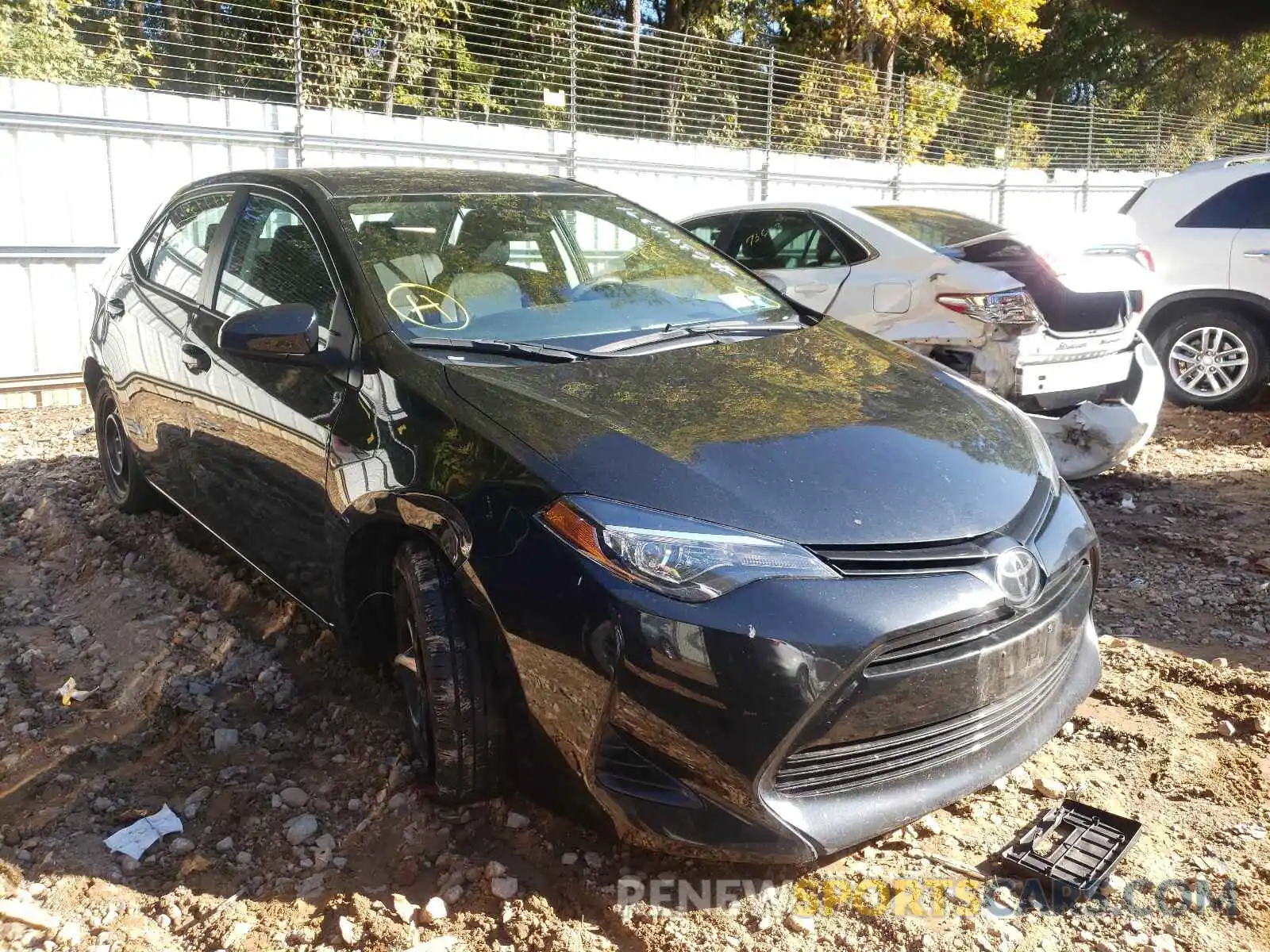 1 Photograph of a damaged car 2T1BURHE6KC183253 TOYOTA COROLLA 2019