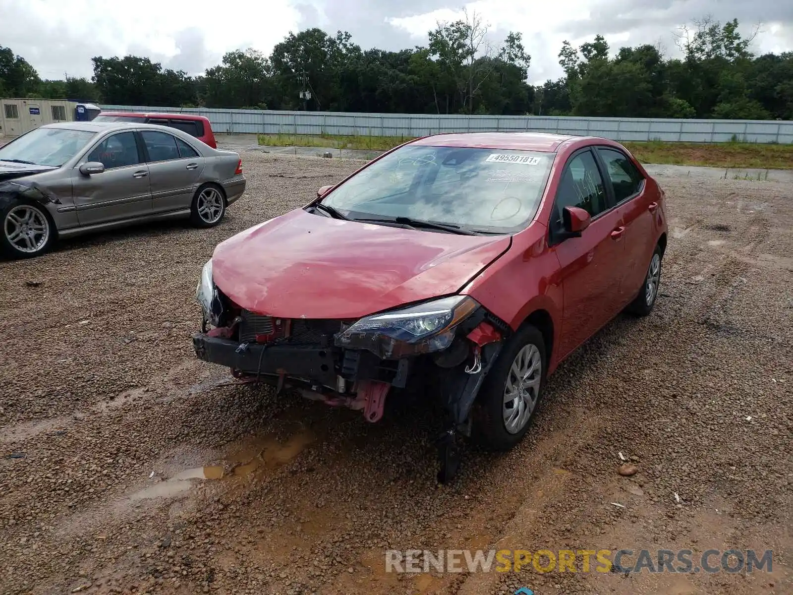 2 Фотография поврежденного автомобиля 2T1BURHE6KC183284 TOYOTA COROLLA 2019