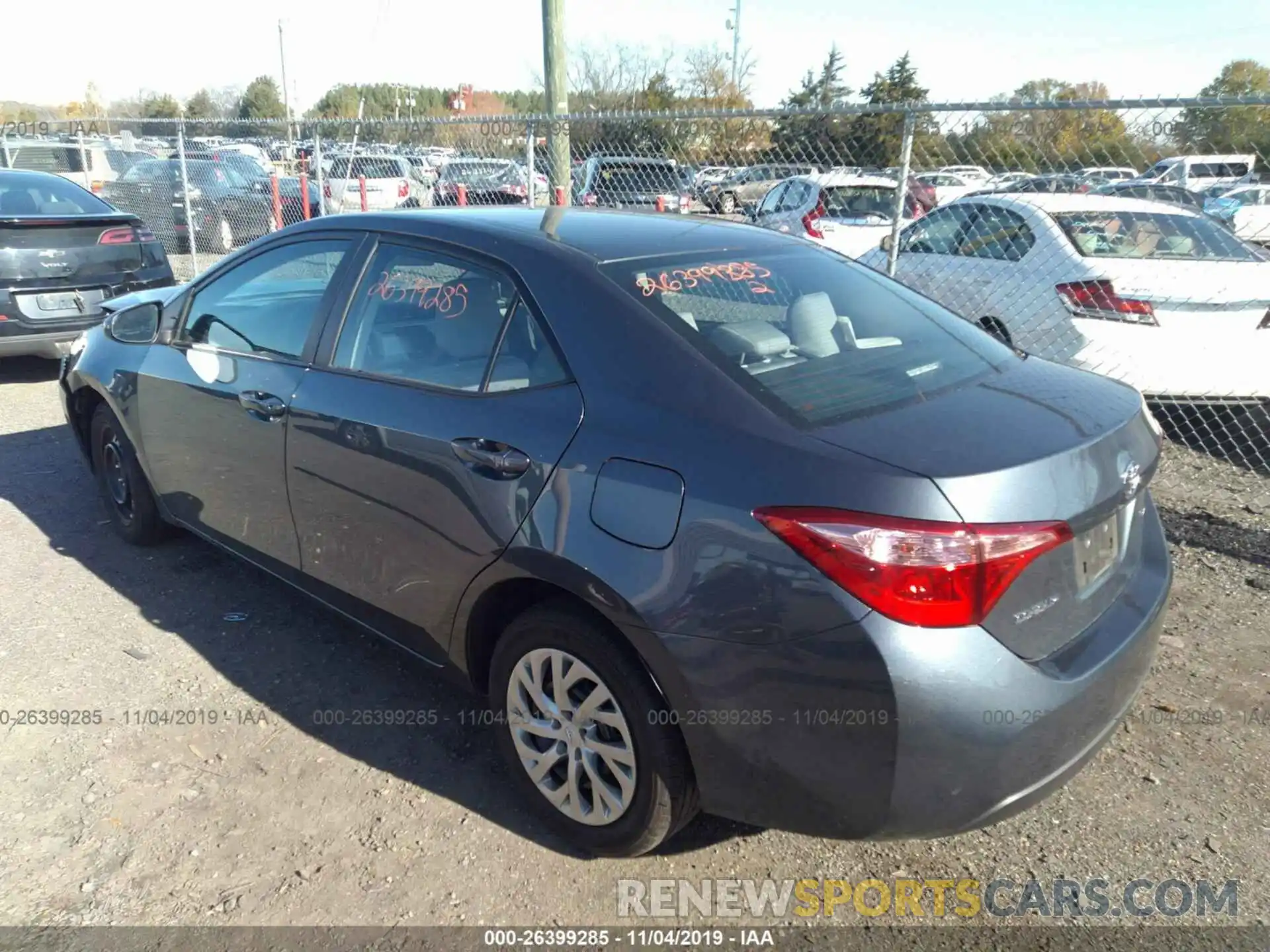 3 Photograph of a damaged car 2T1BURHE6KC184175 TOYOTA COROLLA 2019