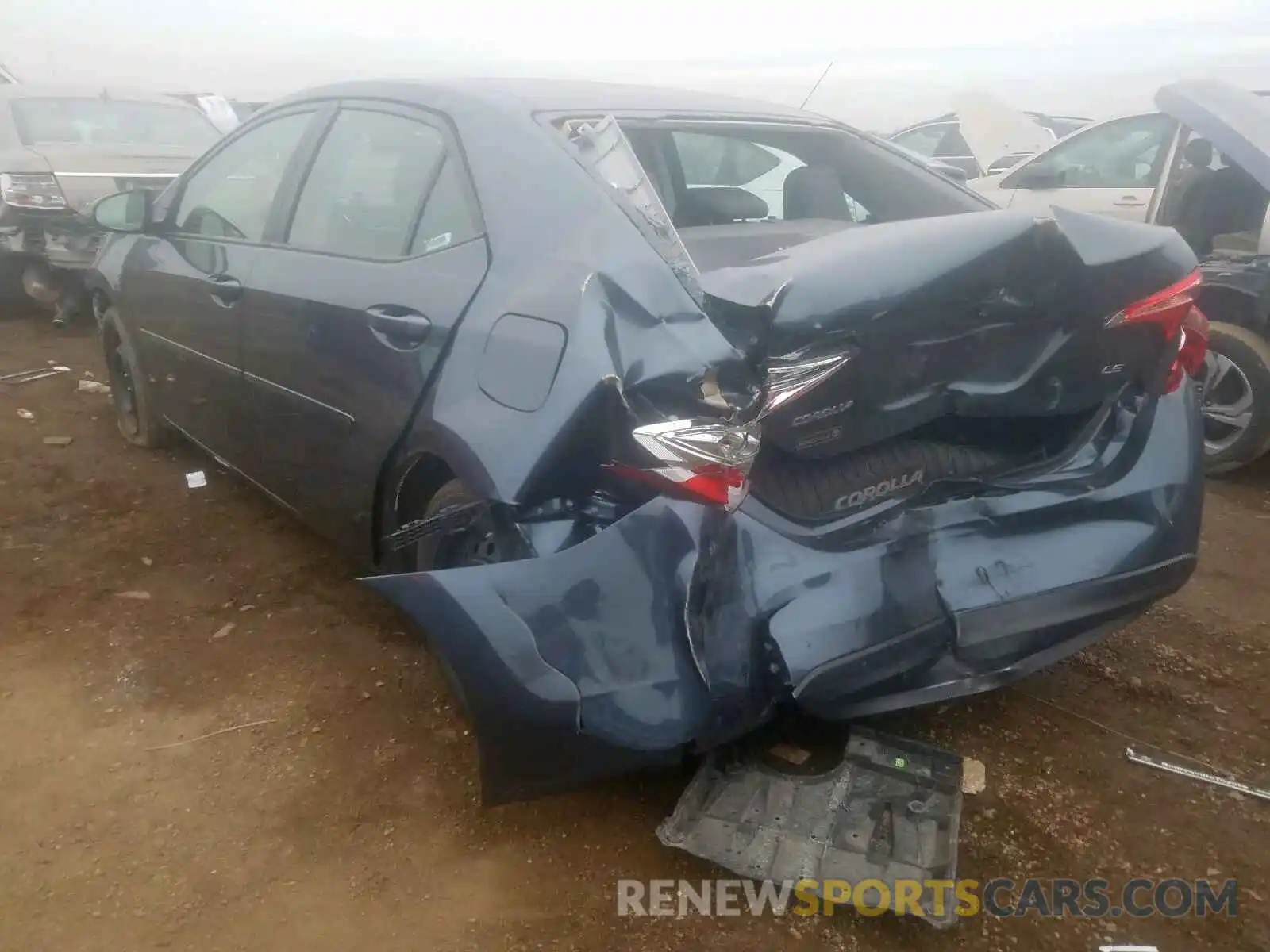 3 Photograph of a damaged car 2T1BURHE6KC185455 TOYOTA COROLLA 2019