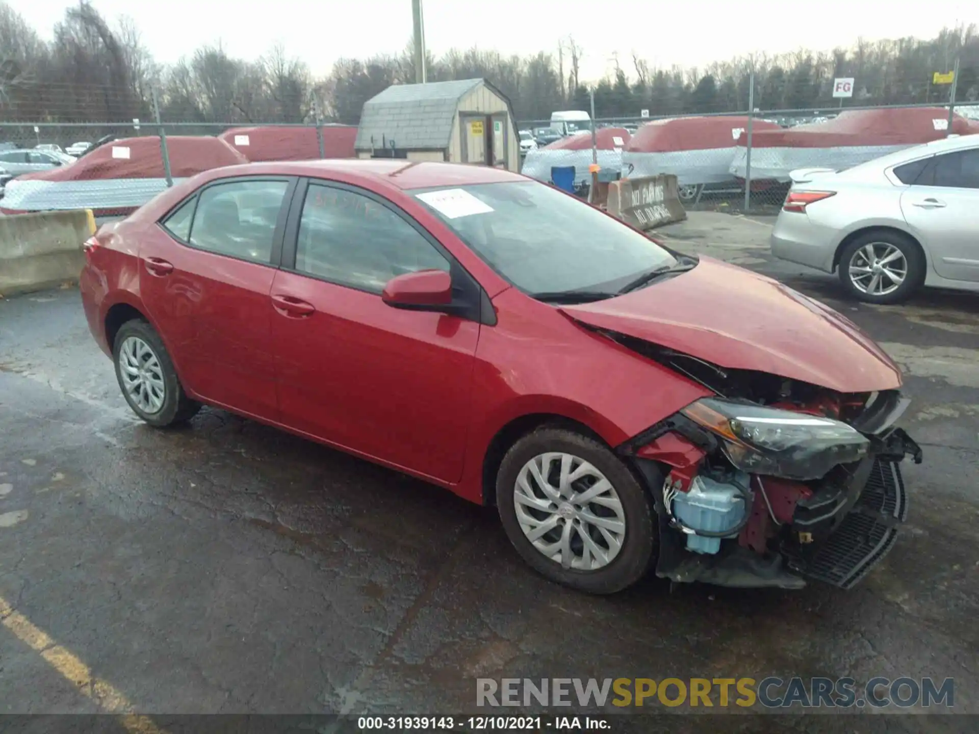 1 Photograph of a damaged car 2T1BURHE6KC185634 TOYOTA COROLLA 2019