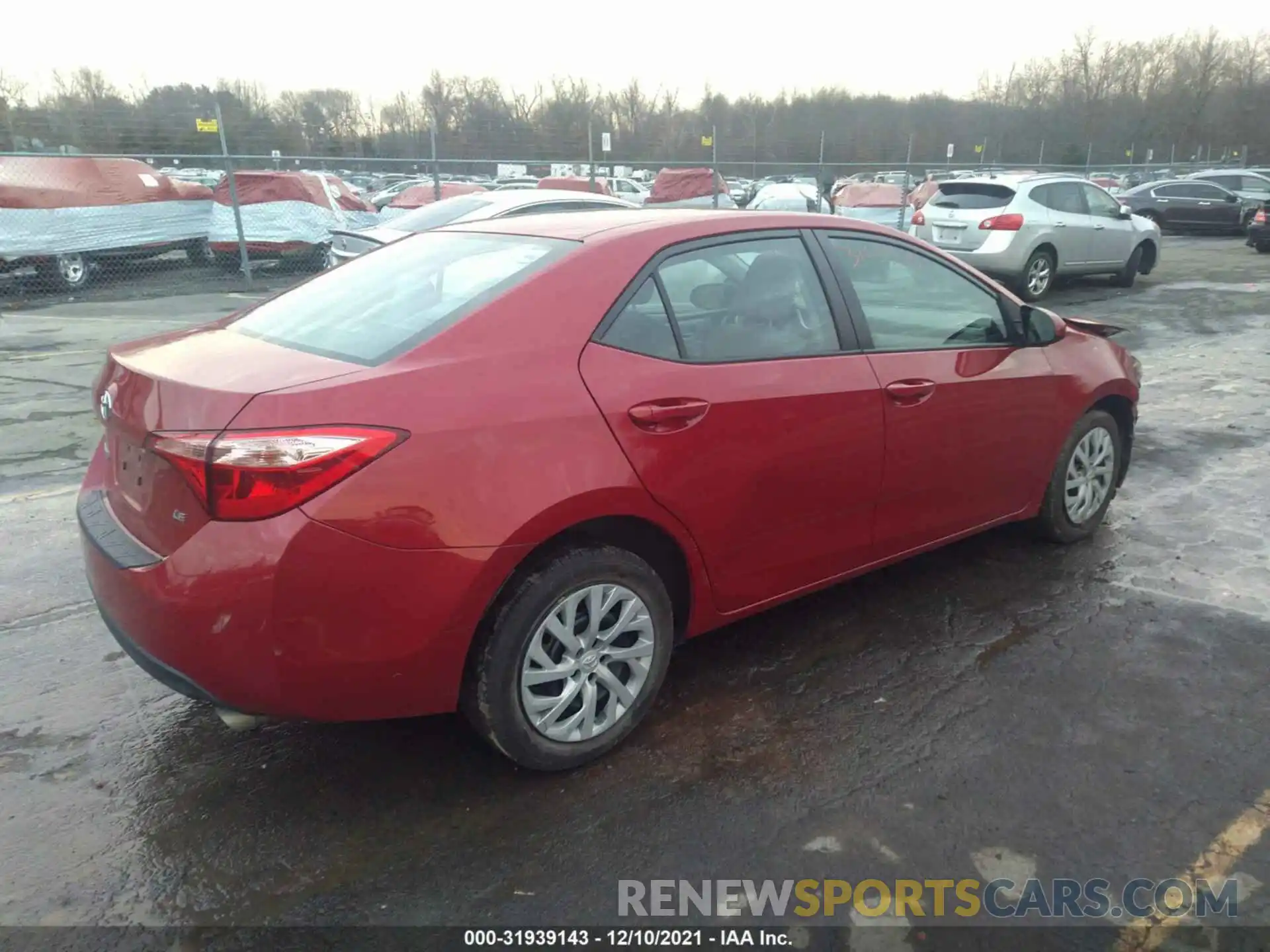 4 Photograph of a damaged car 2T1BURHE6KC185634 TOYOTA COROLLA 2019