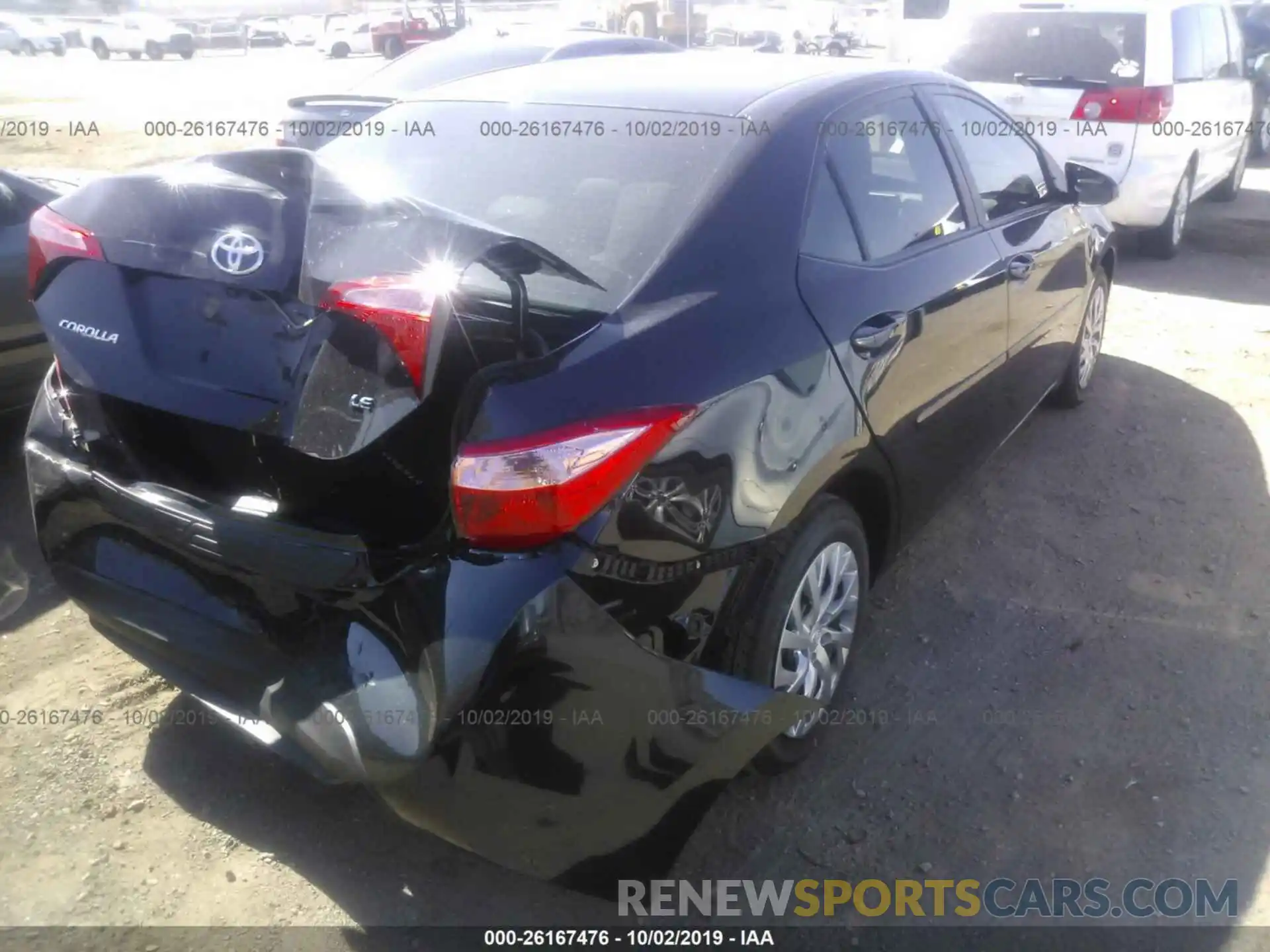 4 Photograph of a damaged car 2T1BURHE6KC186072 TOYOTA COROLLA 2019