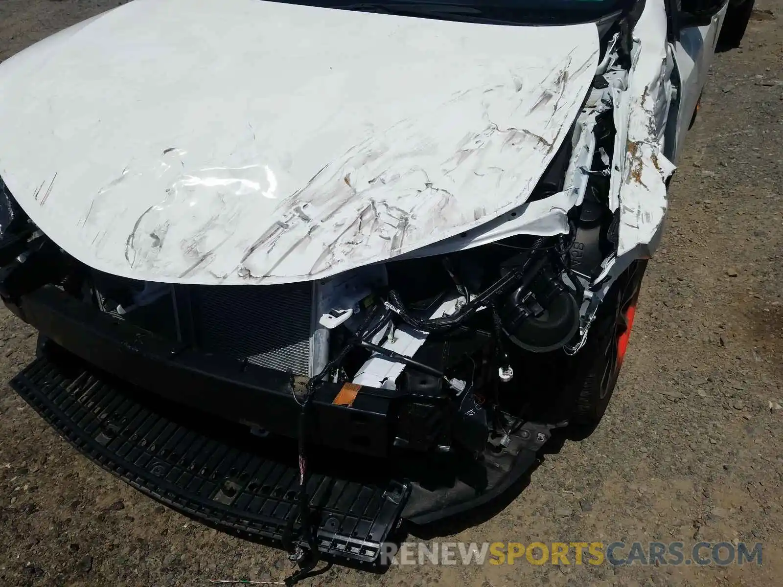 9 Photograph of a damaged car 2T1BURHE6KC187836 TOYOTA COROLLA 2019