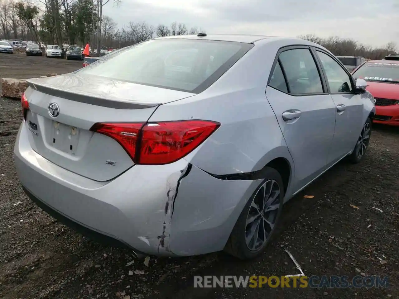 4 Photograph of a damaged car 2T1BURHE6KC188579 TOYOTA COROLLA 2019