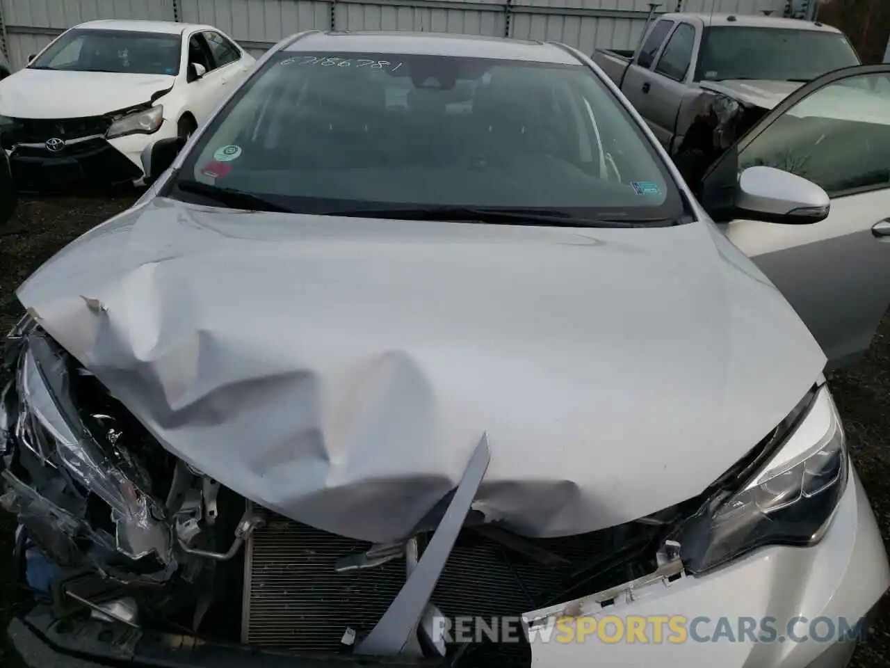 7 Photograph of a damaged car 2T1BURHE6KC188579 TOYOTA COROLLA 2019