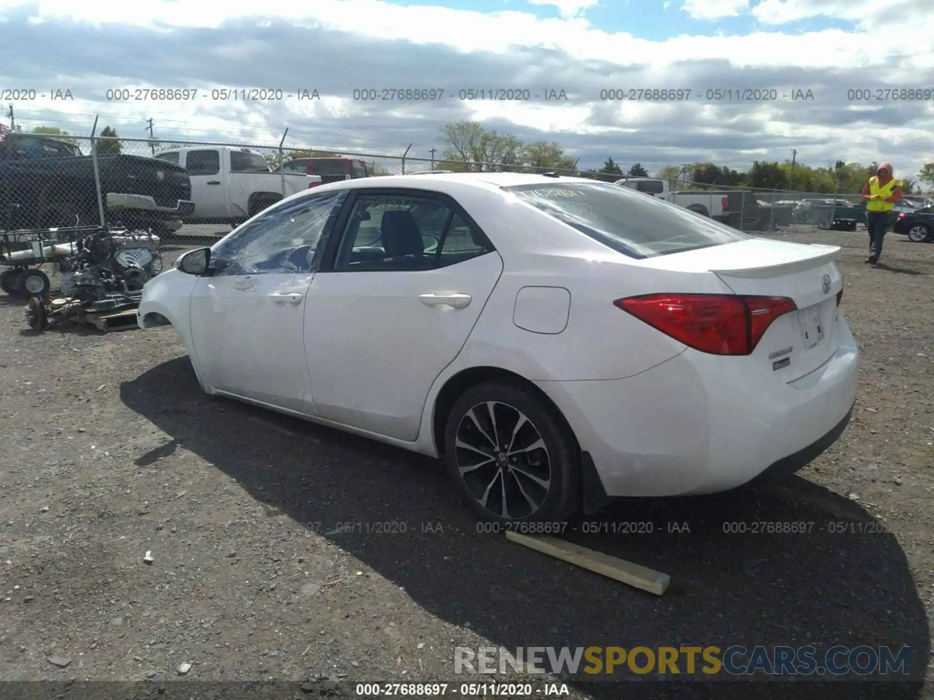 3 Photograph of a damaged car 2T1BURHE6KC188808 TOYOTA COROLLA 2019