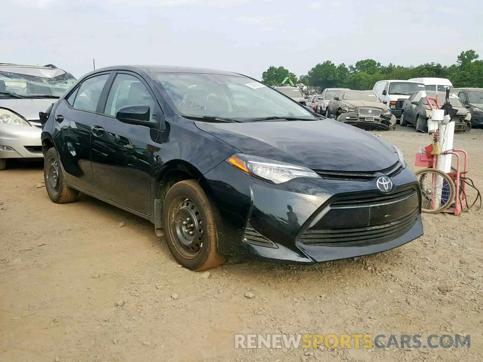 1 Photograph of a damaged car 2T1BURHE6KC189201 TOYOTA COROLLA 2019