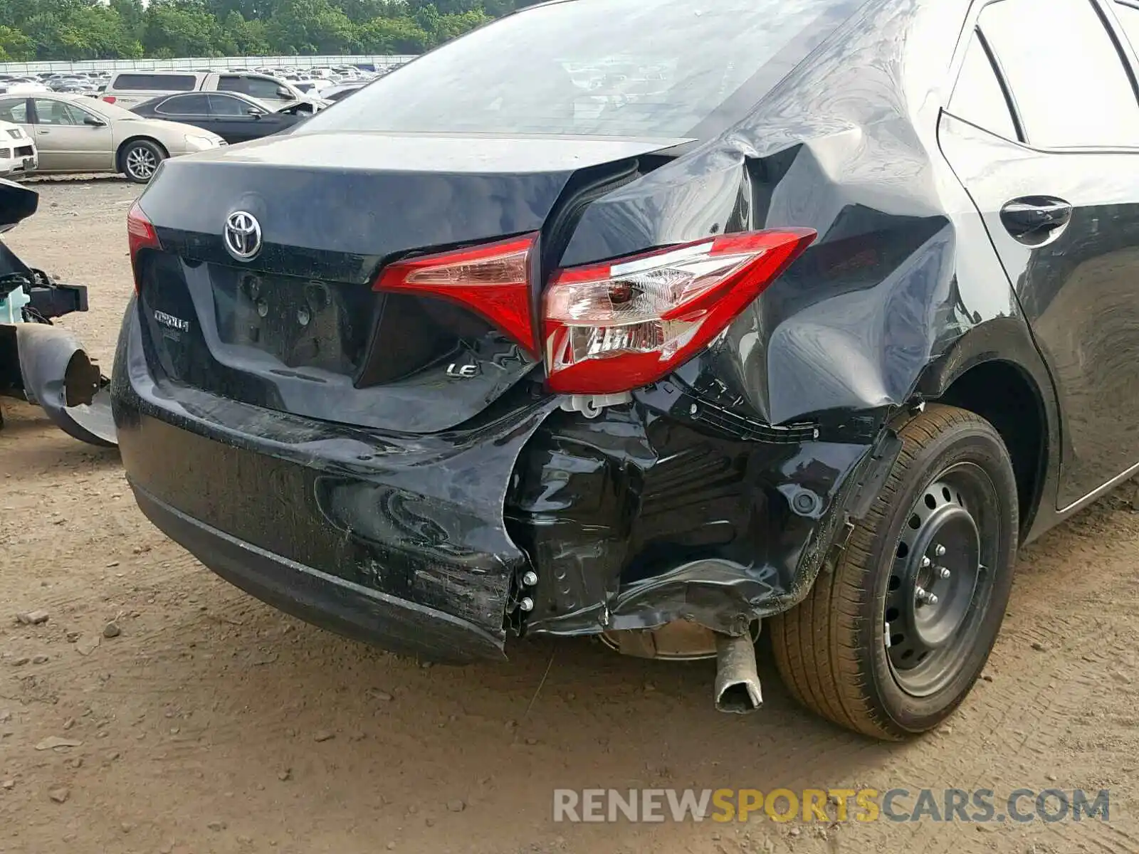 9 Photograph of a damaged car 2T1BURHE6KC189201 TOYOTA COROLLA 2019