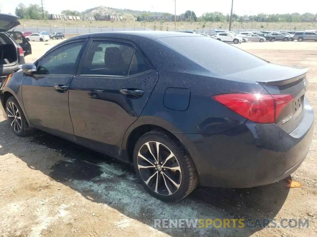 3 Photograph of a damaged car 2T1BURHE6KC189408 TOYOTA COROLLA 2019