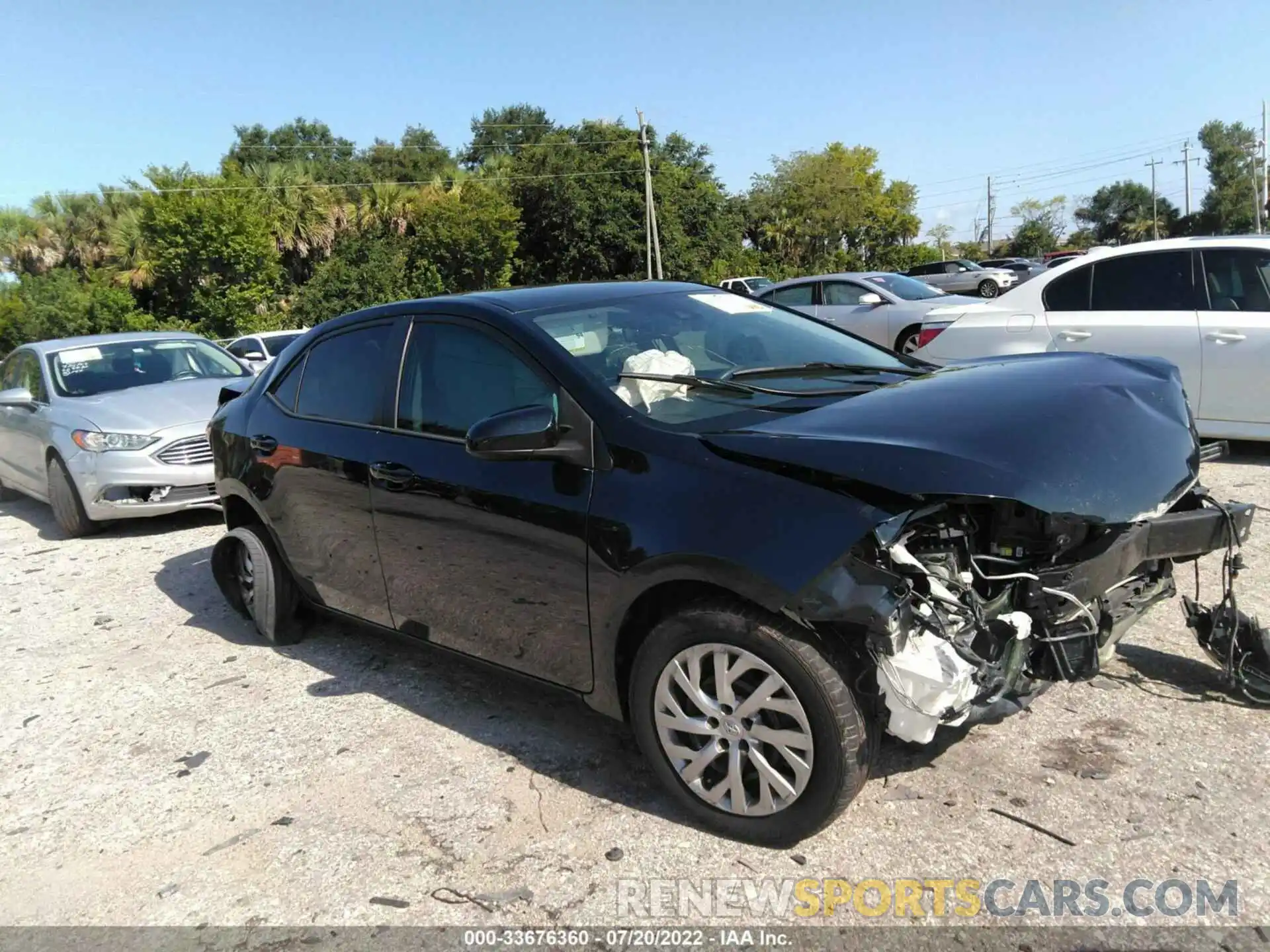 1 Photograph of a damaged car 2T1BURHE6KC189537 TOYOTA COROLLA 2019