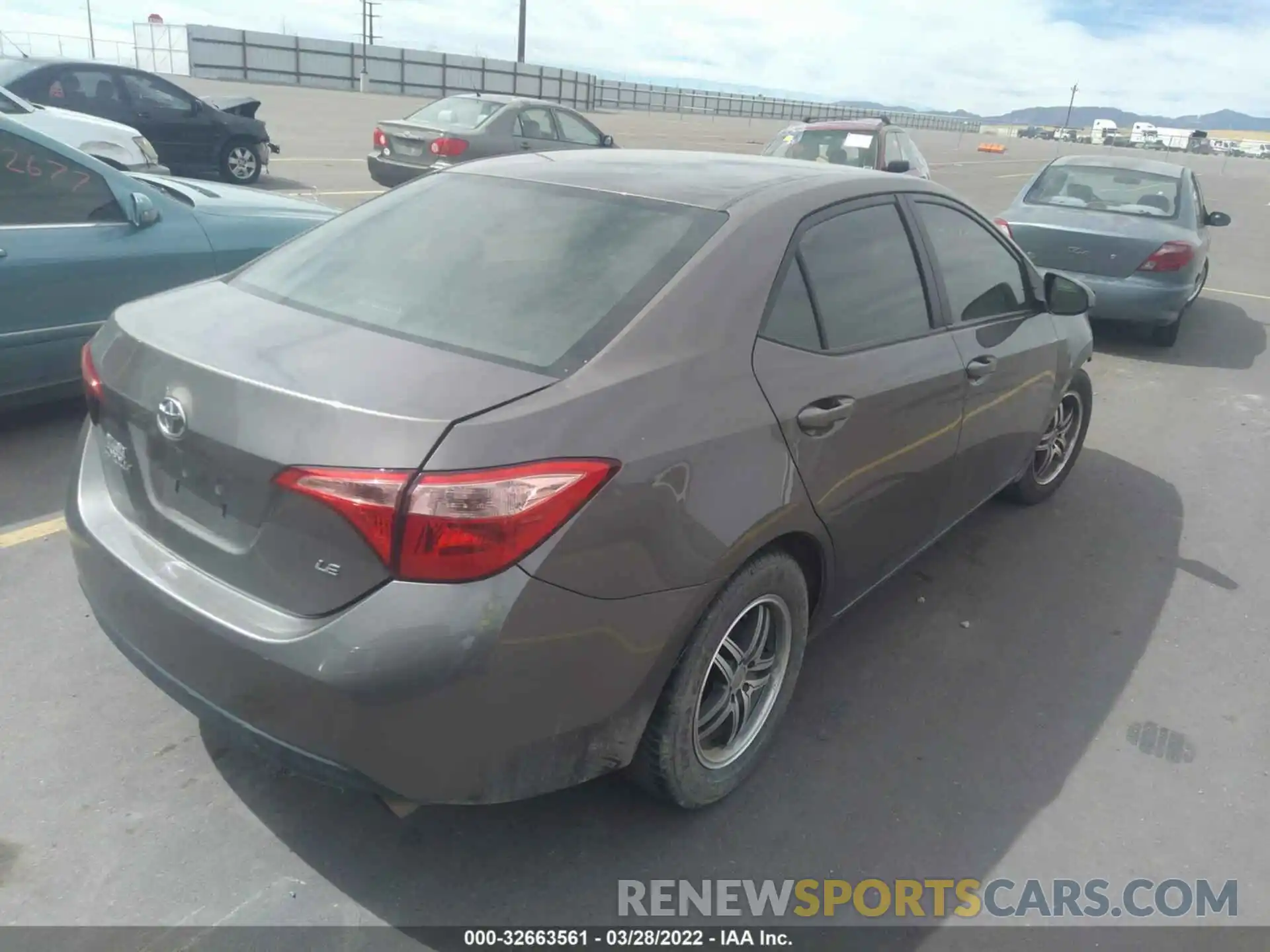 4 Photograph of a damaged car 2T1BURHE6KC189747 TOYOTA COROLLA 2019