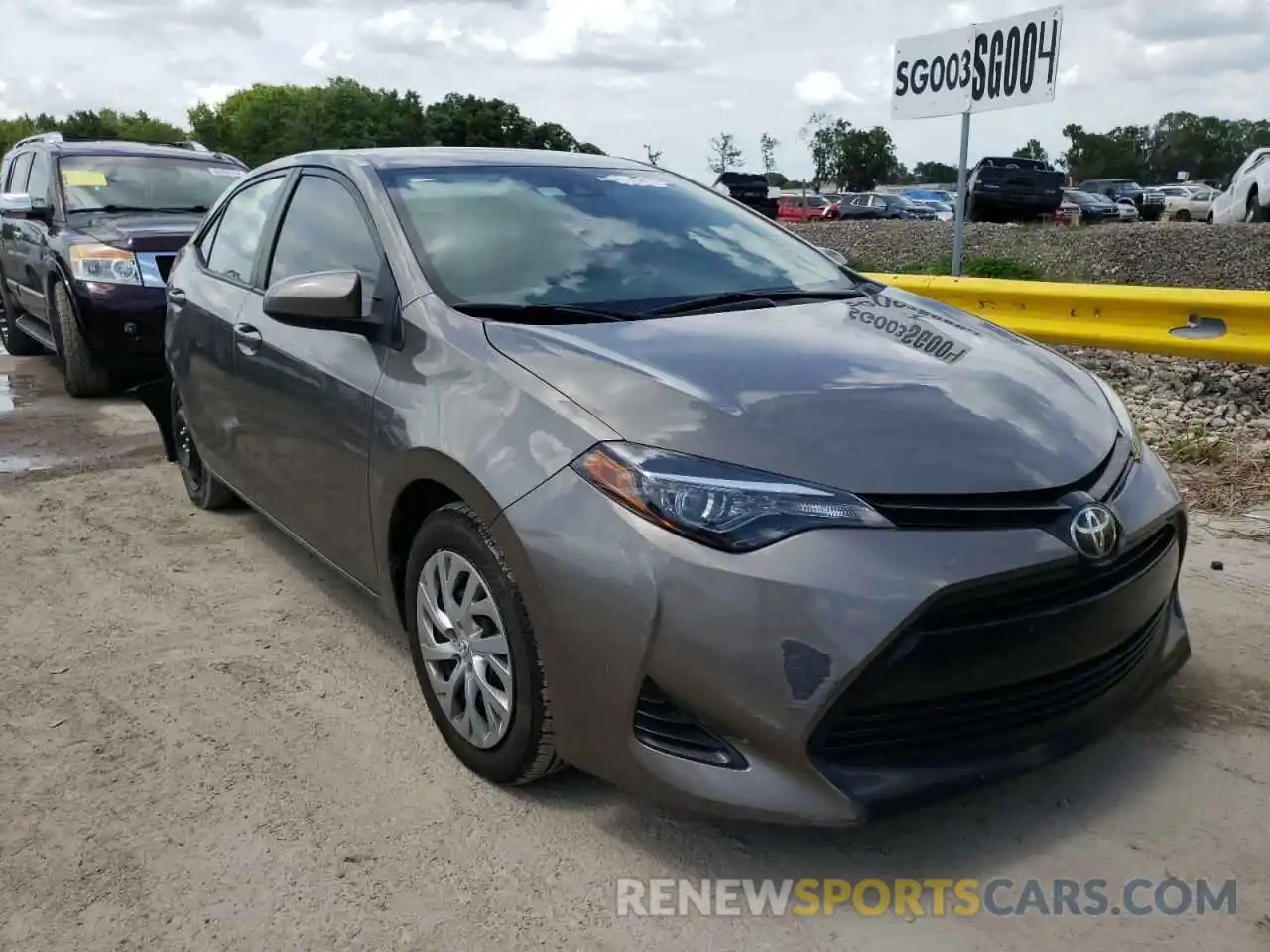 1 Photograph of a damaged car 2T1BURHE6KC191076 TOYOTA COROLLA 2019