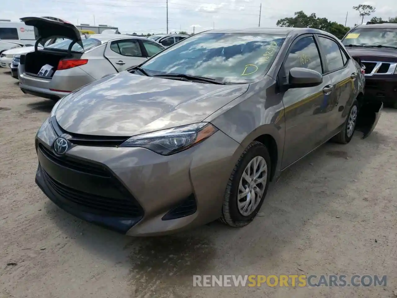 2 Photograph of a damaged car 2T1BURHE6KC191076 TOYOTA COROLLA 2019