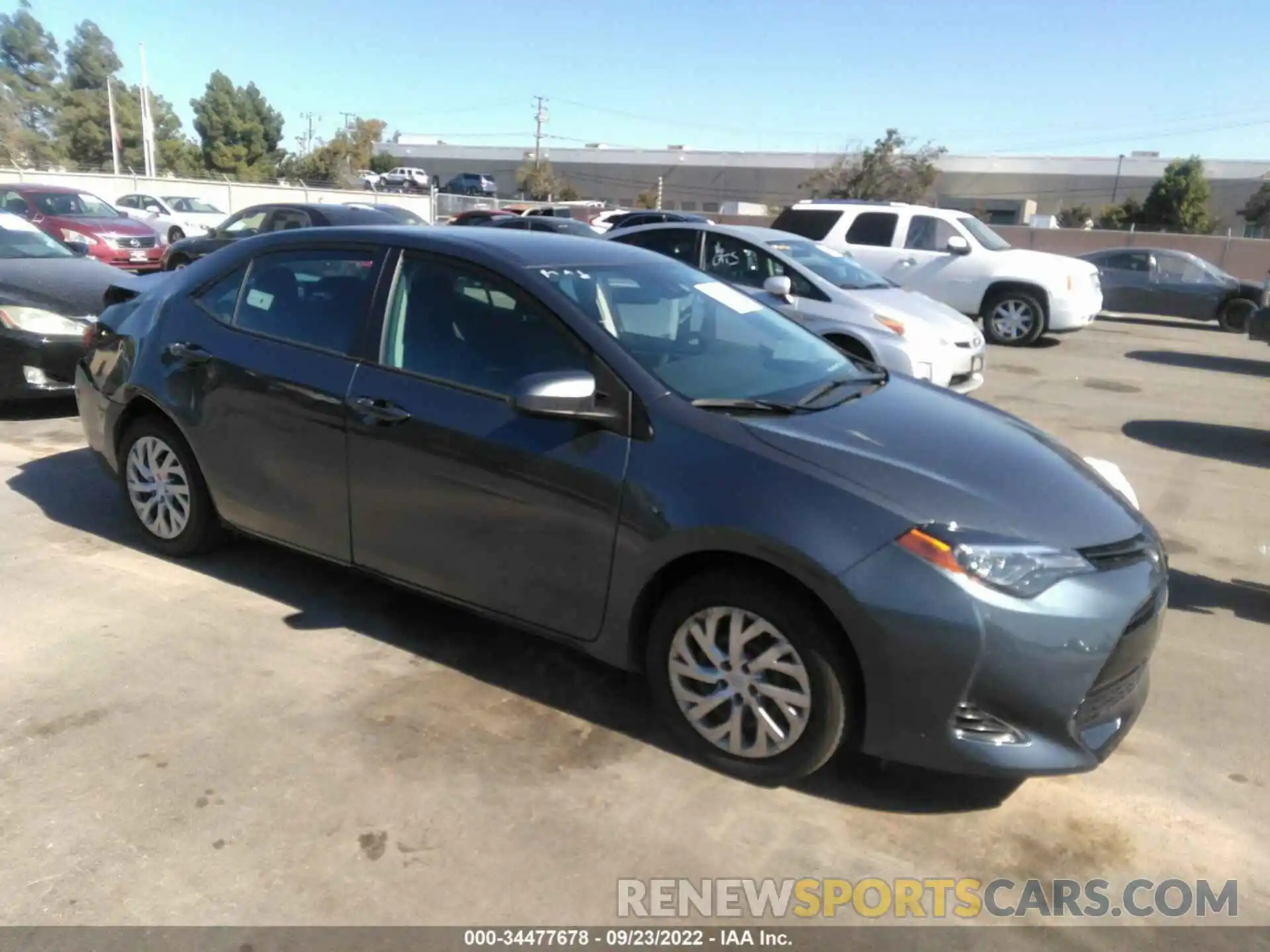 1 Photograph of a damaged car 2T1BURHE6KC191305 TOYOTA COROLLA 2019