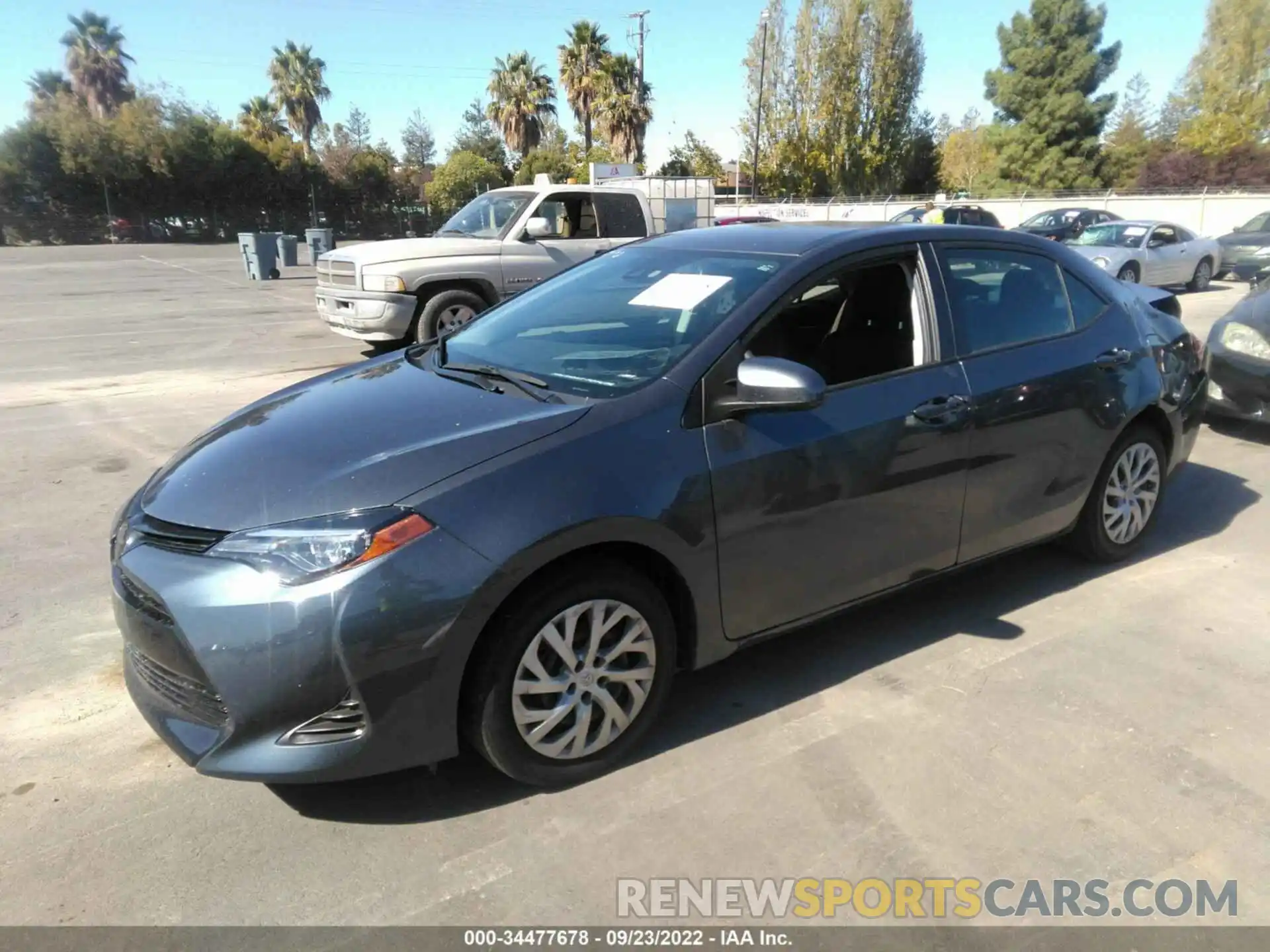 2 Photograph of a damaged car 2T1BURHE6KC191305 TOYOTA COROLLA 2019