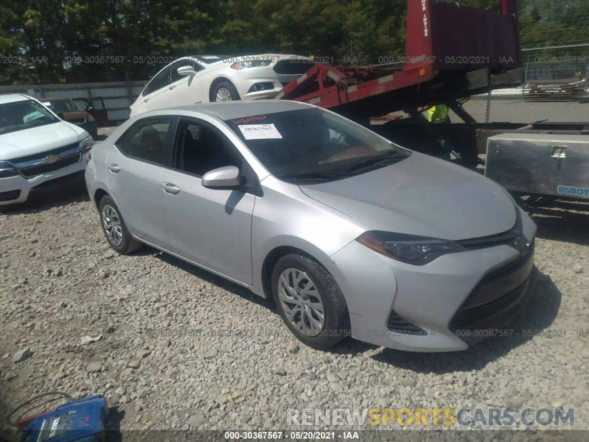 1 Photograph of a damaged car 2T1BURHE6KC192602 TOYOTA COROLLA 2019