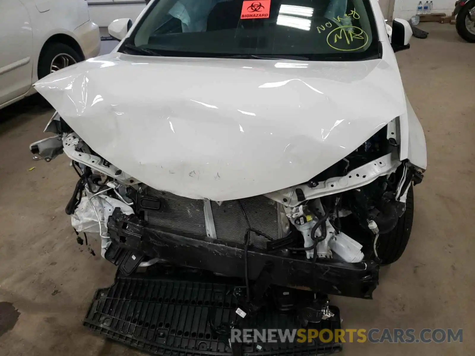 9 Photograph of a damaged car 2T1BURHE6KC194818 TOYOTA COROLLA 2019