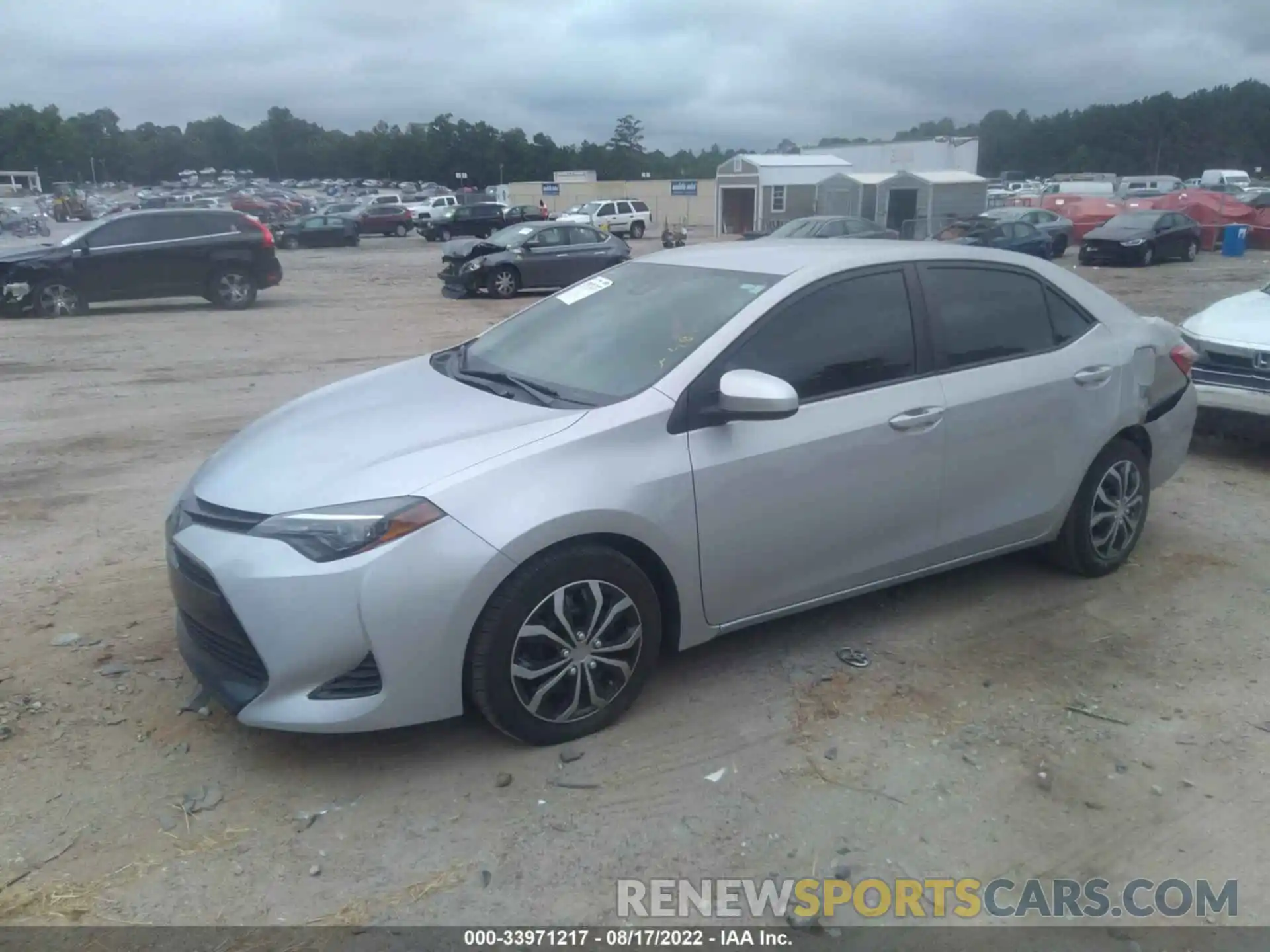 2 Photograph of a damaged car 2T1BURHE6KC194852 TOYOTA COROLLA 2019