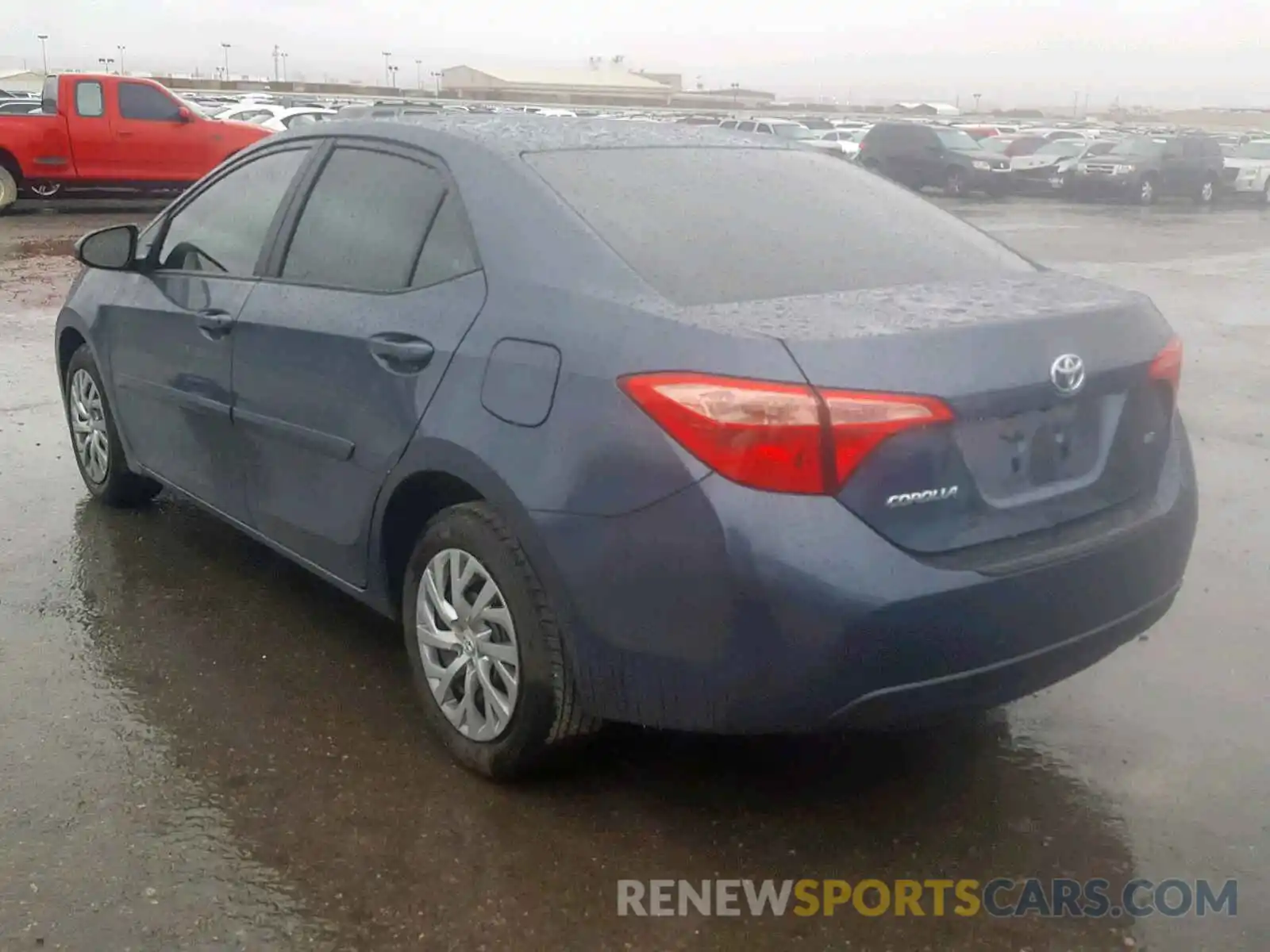 3 Photograph of a damaged car 2T1BURHE6KC195628 TOYOTA COROLLA 2019