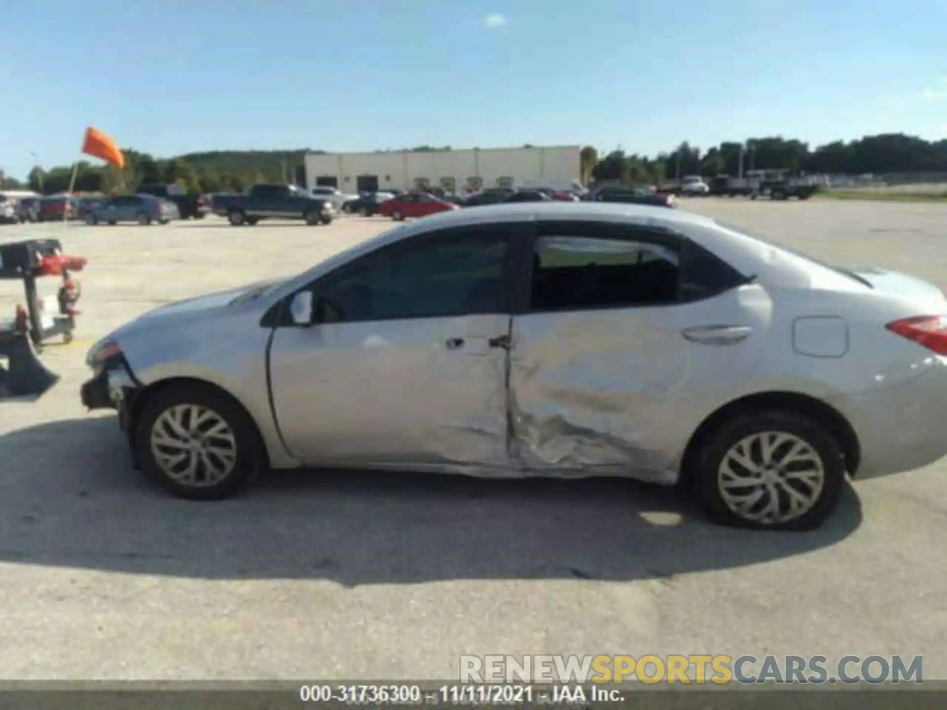 6 Photograph of a damaged car 2T1BURHE6KC196262 TOYOTA COROLLA 2019