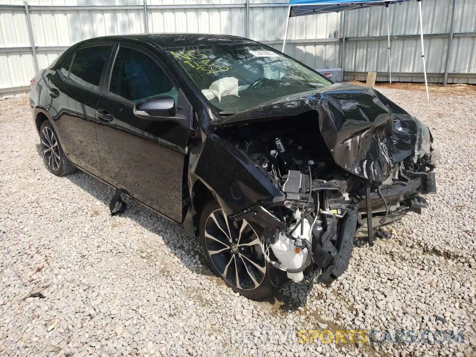 1 Photograph of a damaged car 2T1BURHE6KC196441 TOYOTA COROLLA 2019