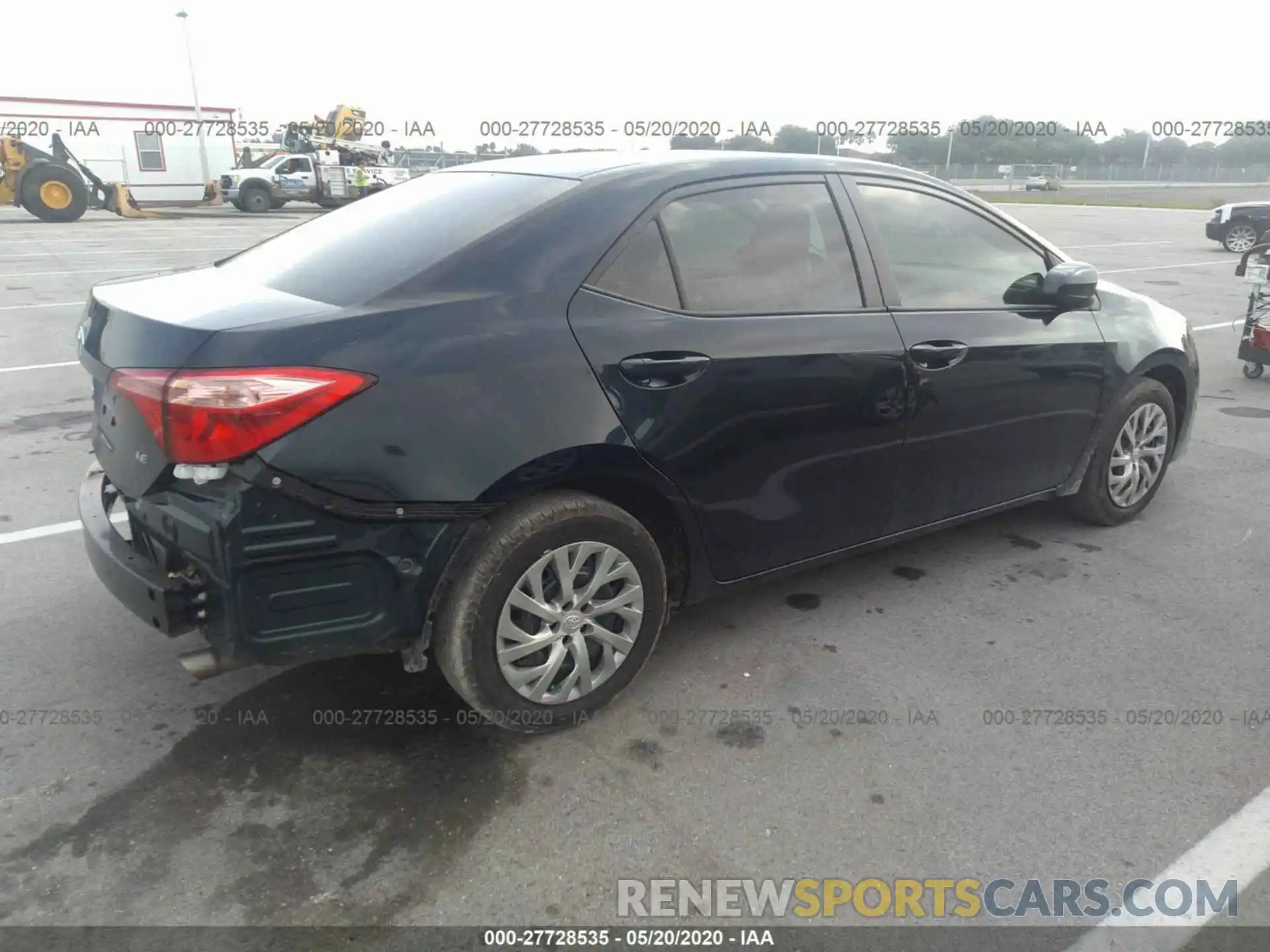 4 Photograph of a damaged car 2T1BURHE6KC196875 TOYOTA COROLLA 2019