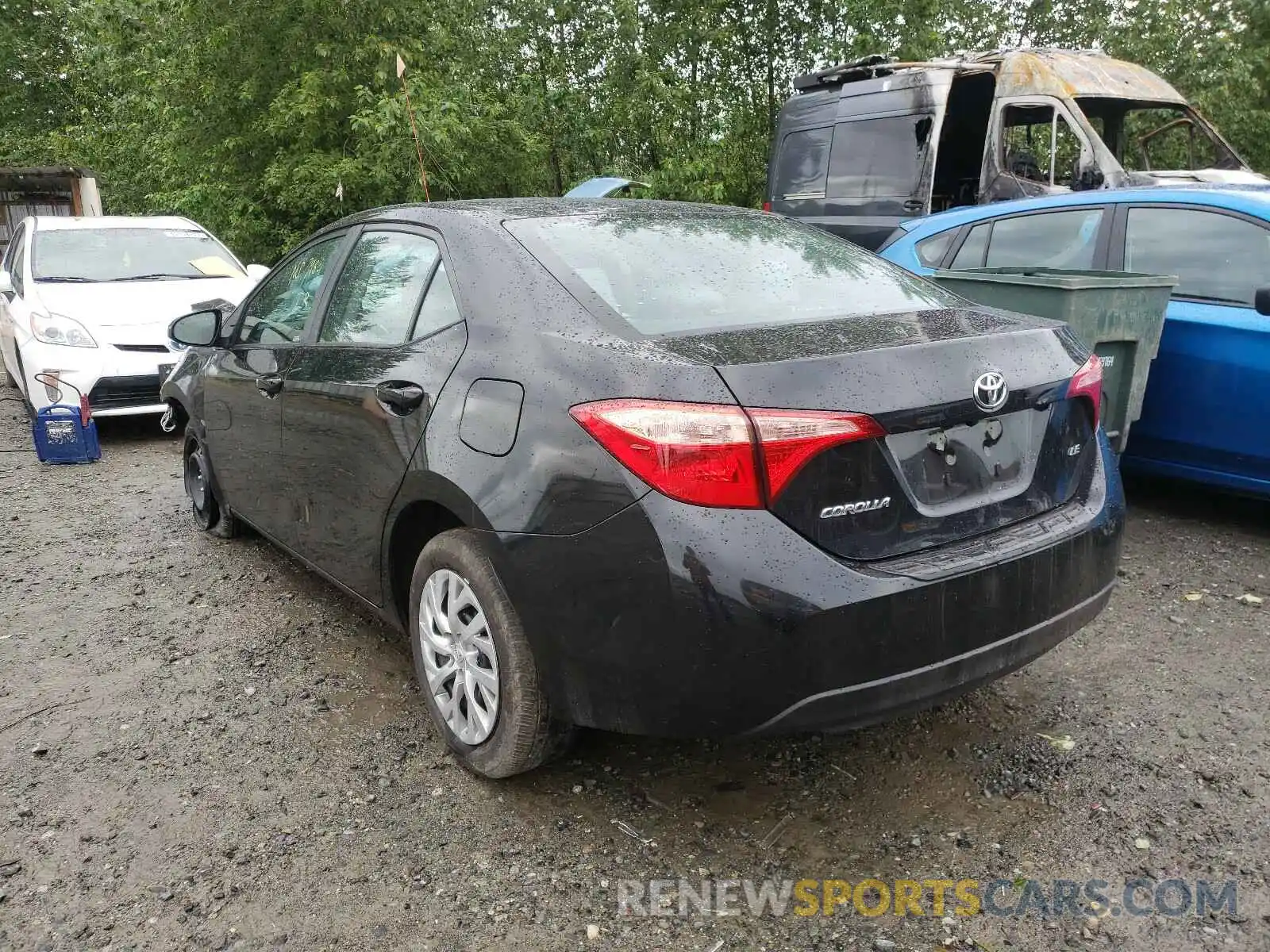 3 Photograph of a damaged car 2T1BURHE6KC197640 TOYOTA COROLLA 2019