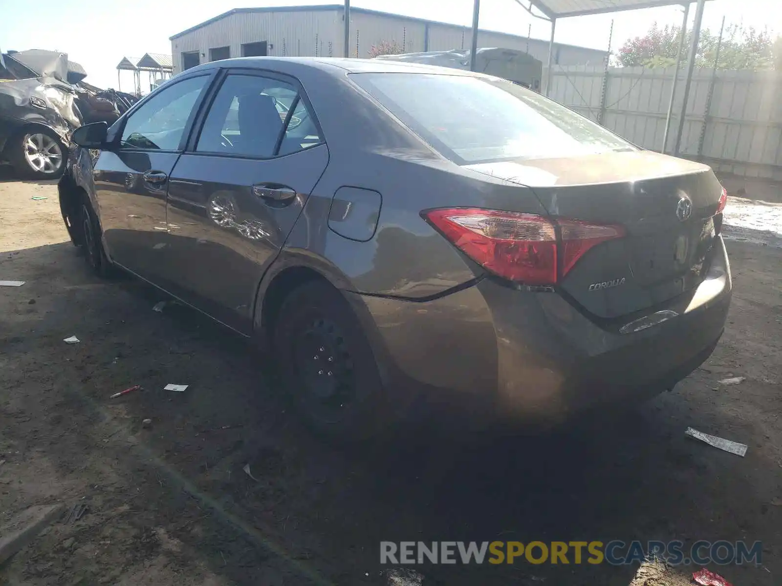 3 Photograph of a damaged car 2T1BURHE6KC201427 TOYOTA COROLLA 2019