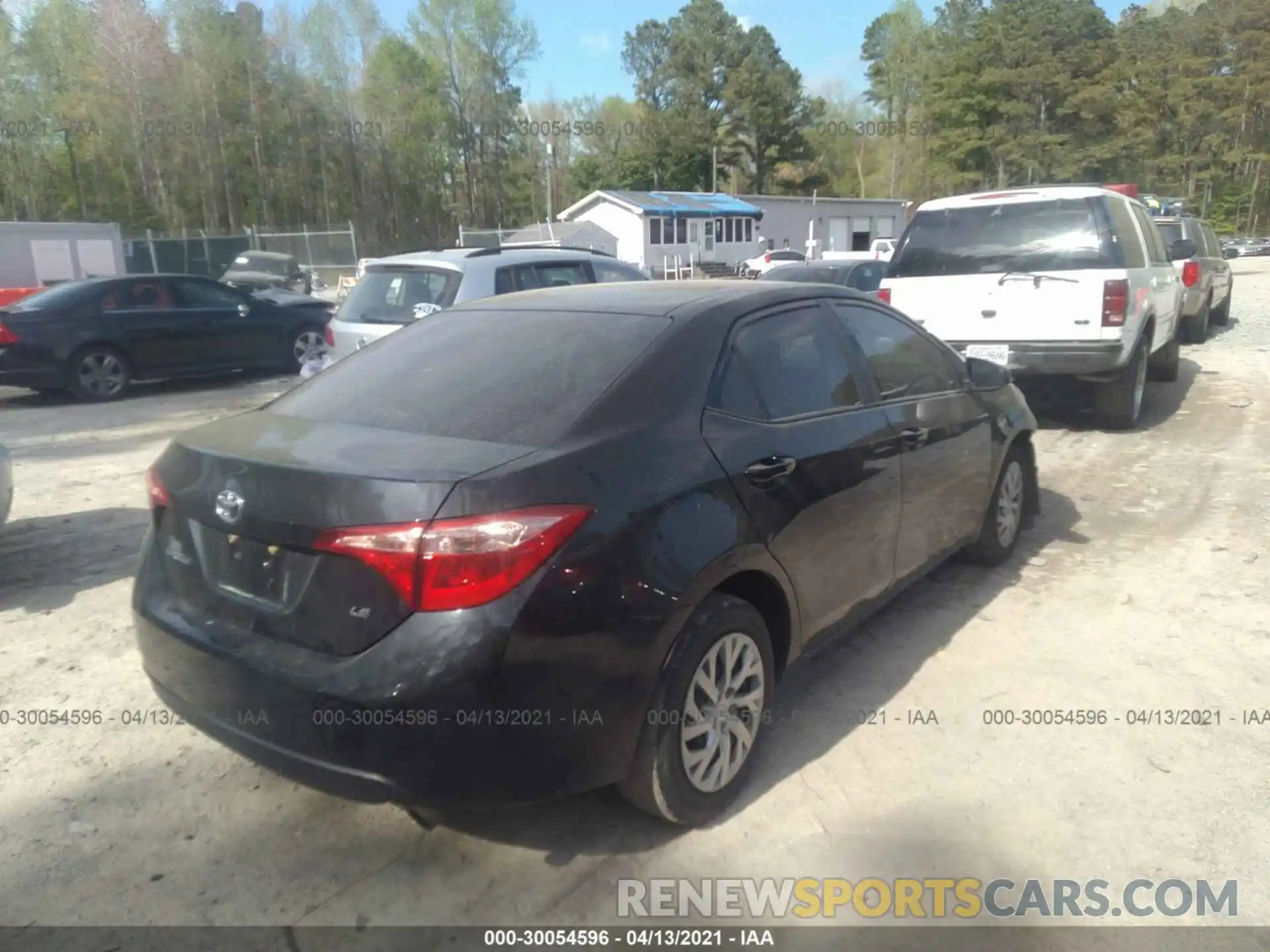 4 Photograph of a damaged car 2T1BURHE6KC201492 TOYOTA COROLLA 2019