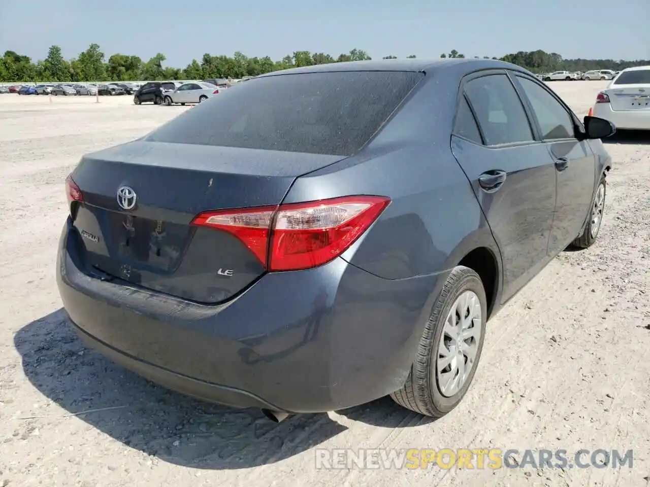 4 Photograph of a damaged car 2T1BURHE6KC201847 TOYOTA COROLLA 2019