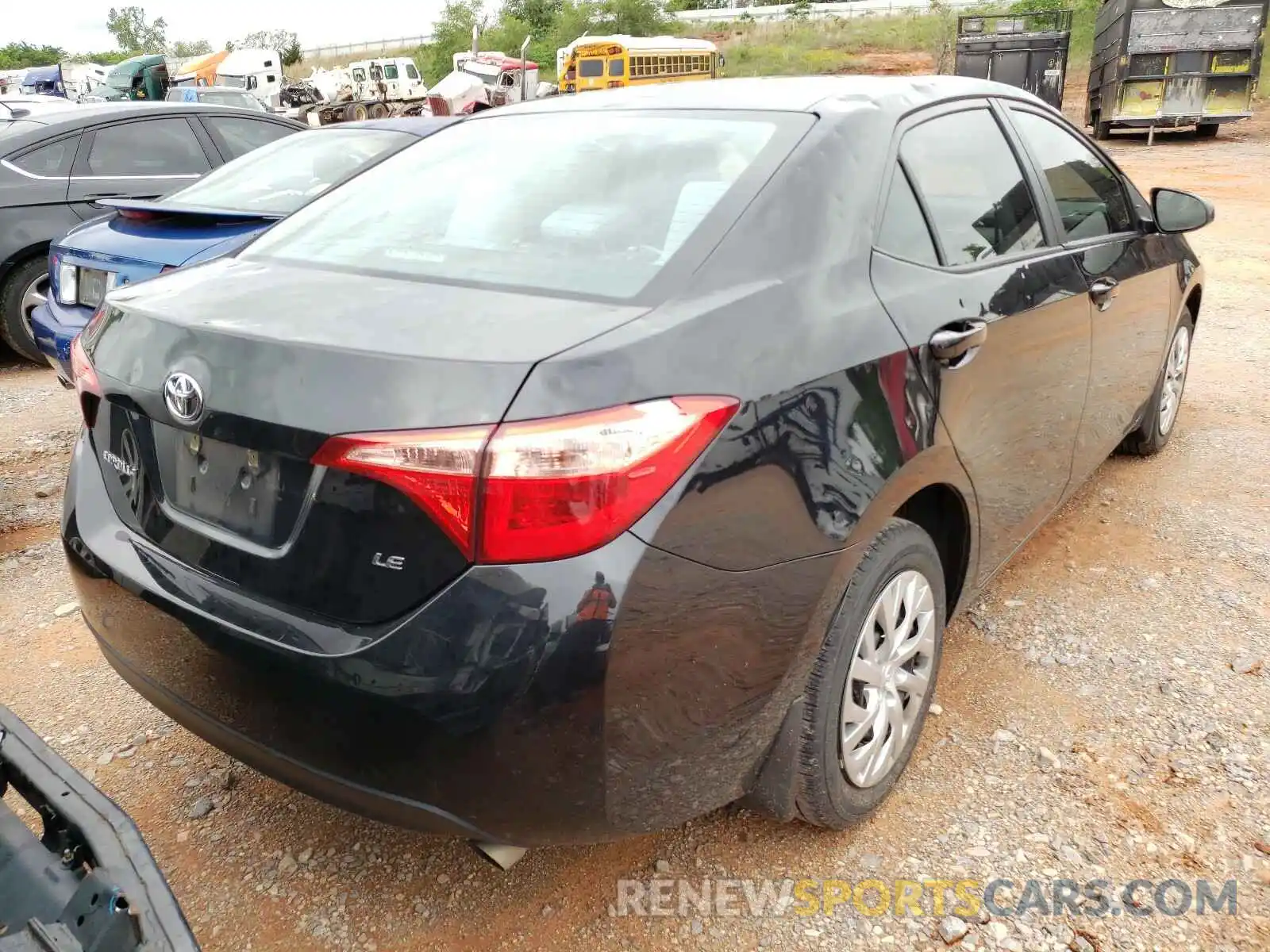 4 Photograph of a damaged car 2T1BURHE6KC201895 TOYOTA COROLLA 2019