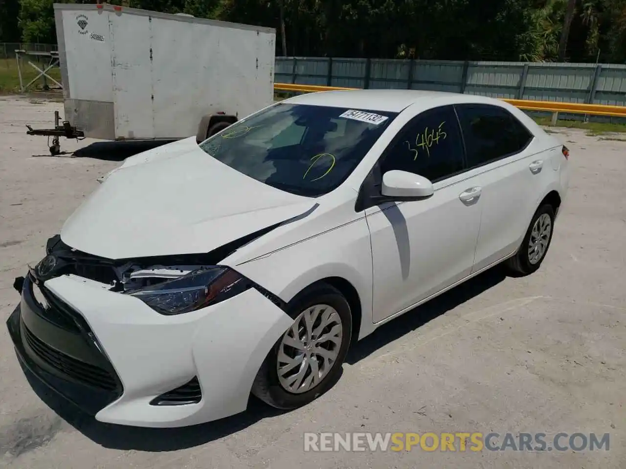 2 Photograph of a damaged car 2T1BURHE6KC202707 TOYOTA COROLLA 2019