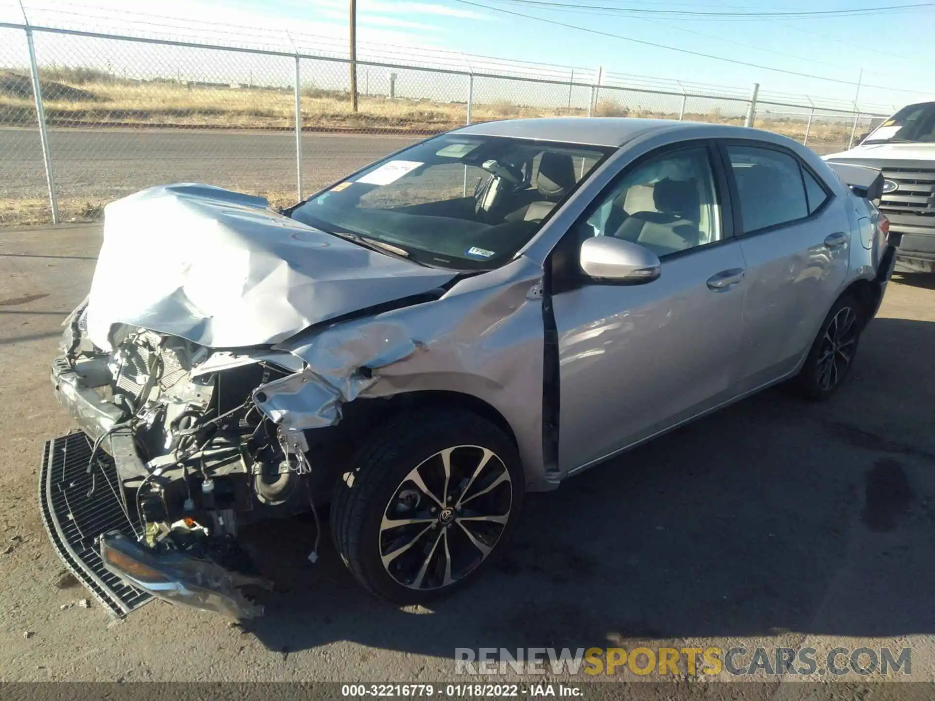 2 Photograph of a damaged car 2T1BURHE6KC203050 TOYOTA COROLLA 2019