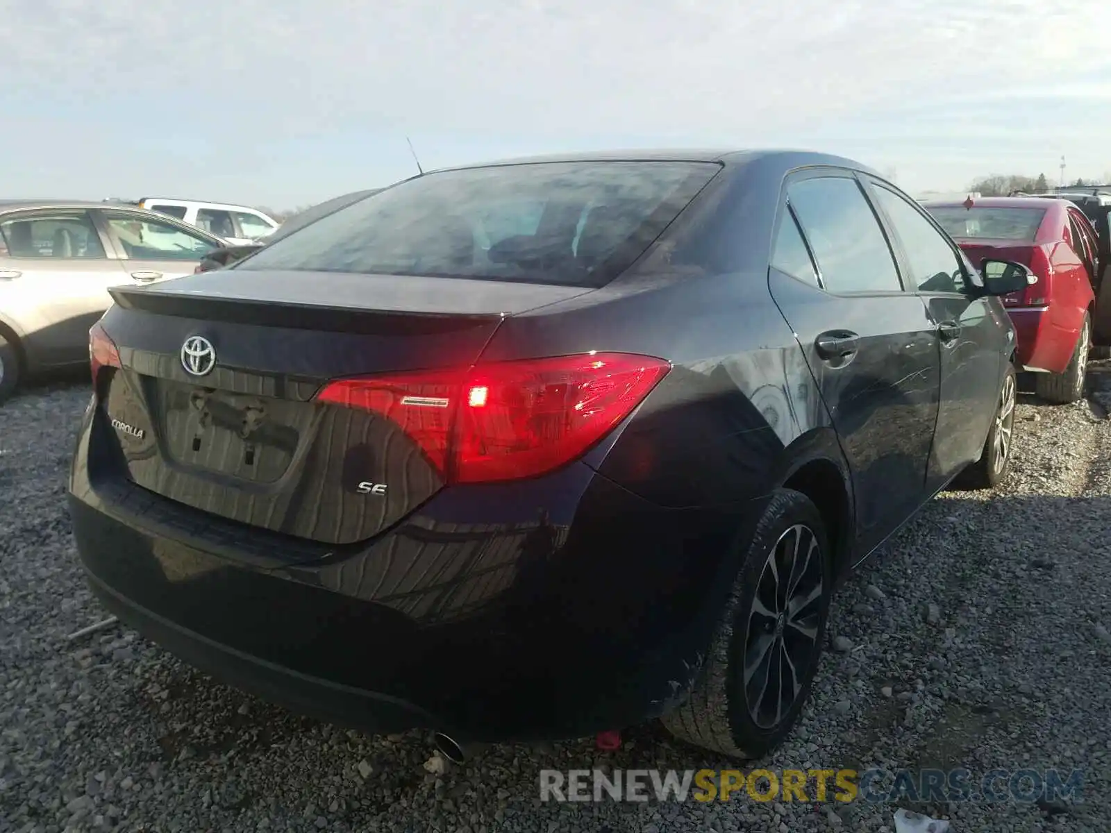 4 Photograph of a damaged car 2T1BURHE6KC203470 TOYOTA COROLLA 2019