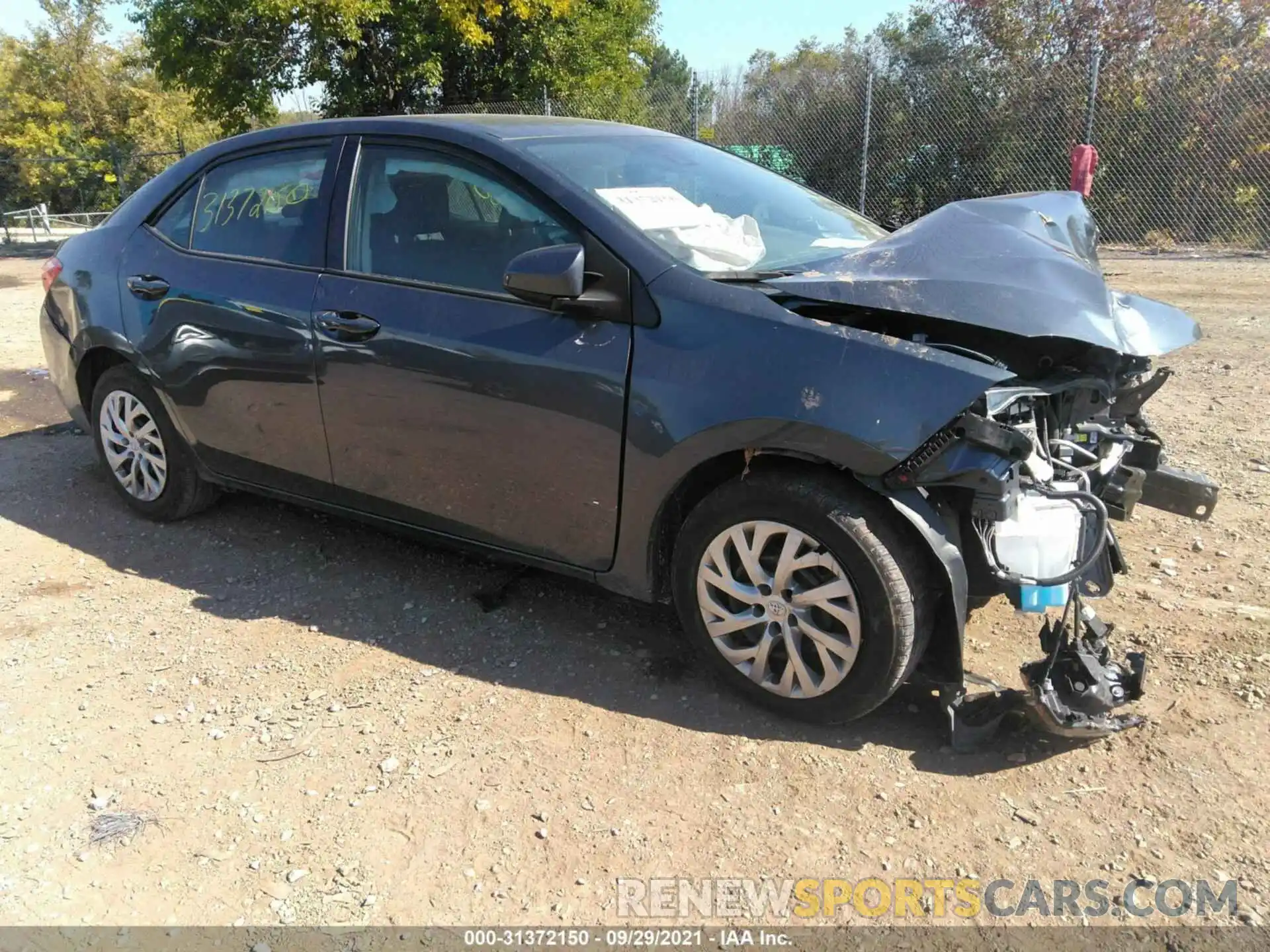 1 Photograph of a damaged car 2T1BURHE6KC203730 TOYOTA COROLLA 2019