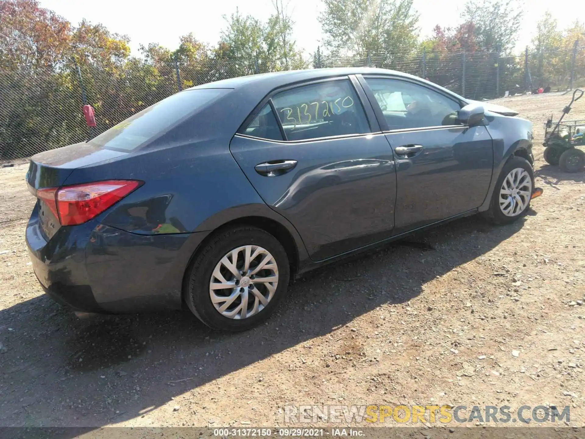 4 Photograph of a damaged car 2T1BURHE6KC203730 TOYOTA COROLLA 2019