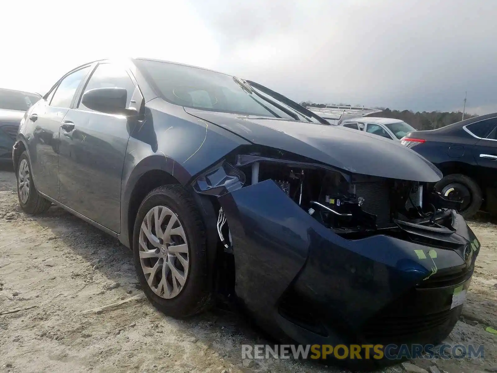1 Photograph of a damaged car 2T1BURHE6KC204764 TOYOTA COROLLA 2019