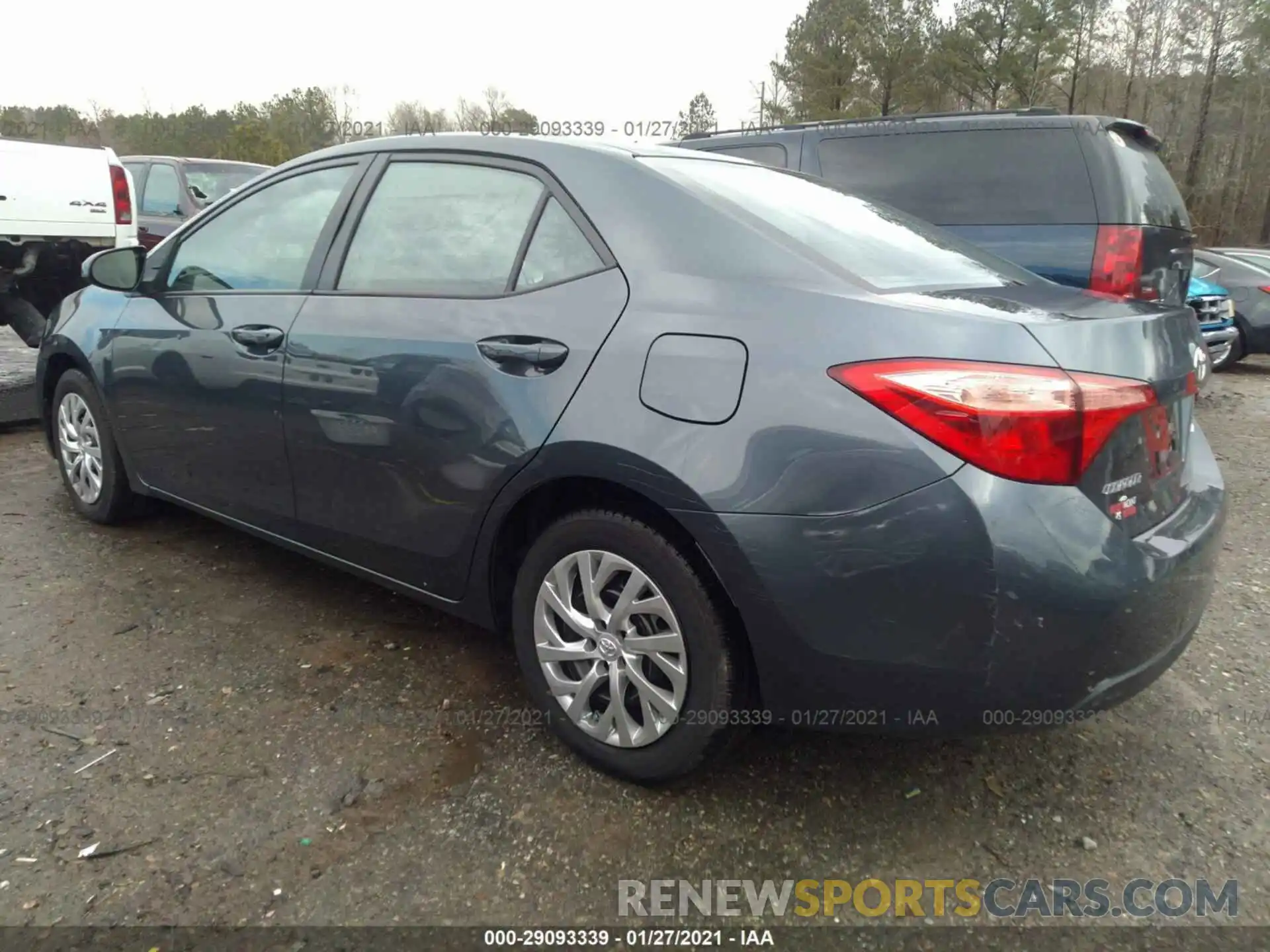 3 Photograph of a damaged car 2T1BURHE6KC205087 TOYOTA COROLLA 2019