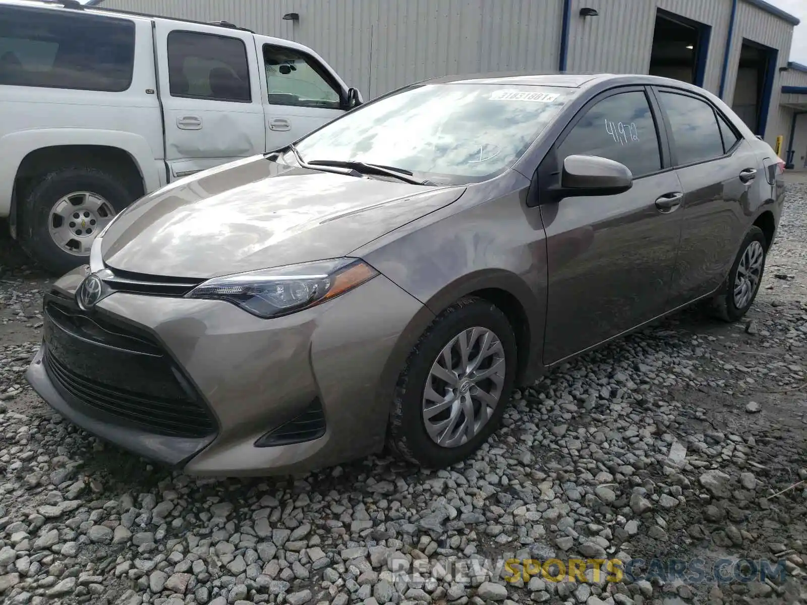 2 Photograph of a damaged car 2T1BURHE6KC206188 TOYOTA COROLLA 2019