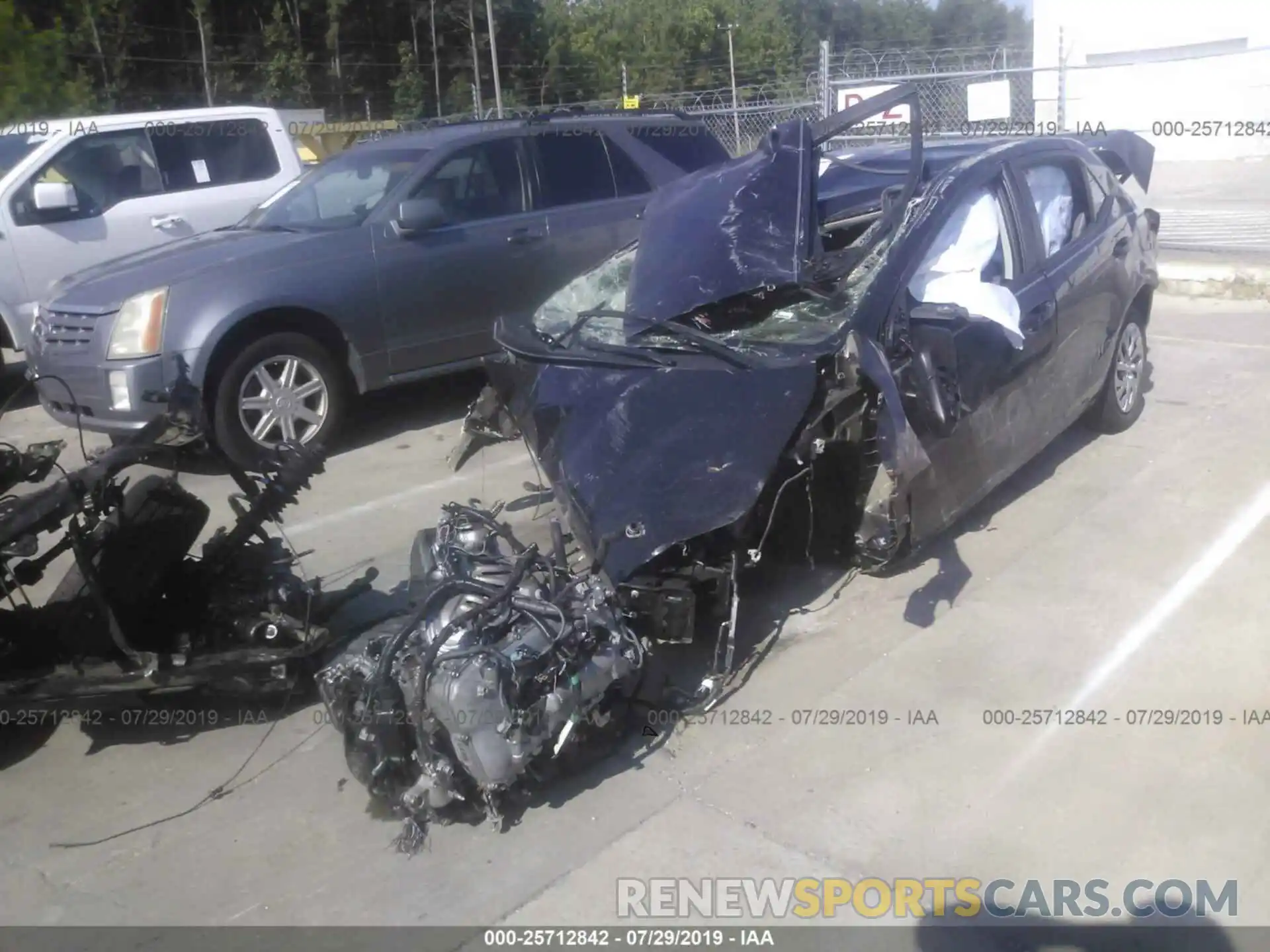 2 Photograph of a damaged car 2T1BURHE6KC206434 TOYOTA COROLLA 2019