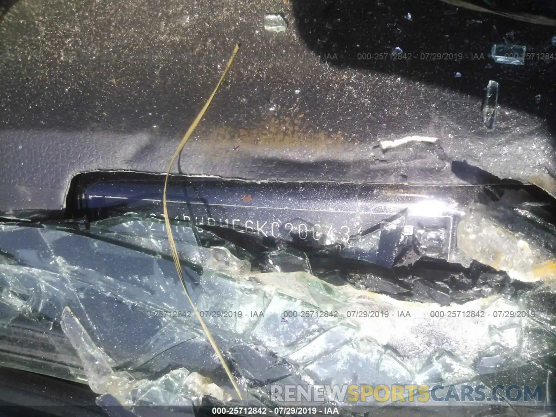 9 Photograph of a damaged car 2T1BURHE6KC206434 TOYOTA COROLLA 2019