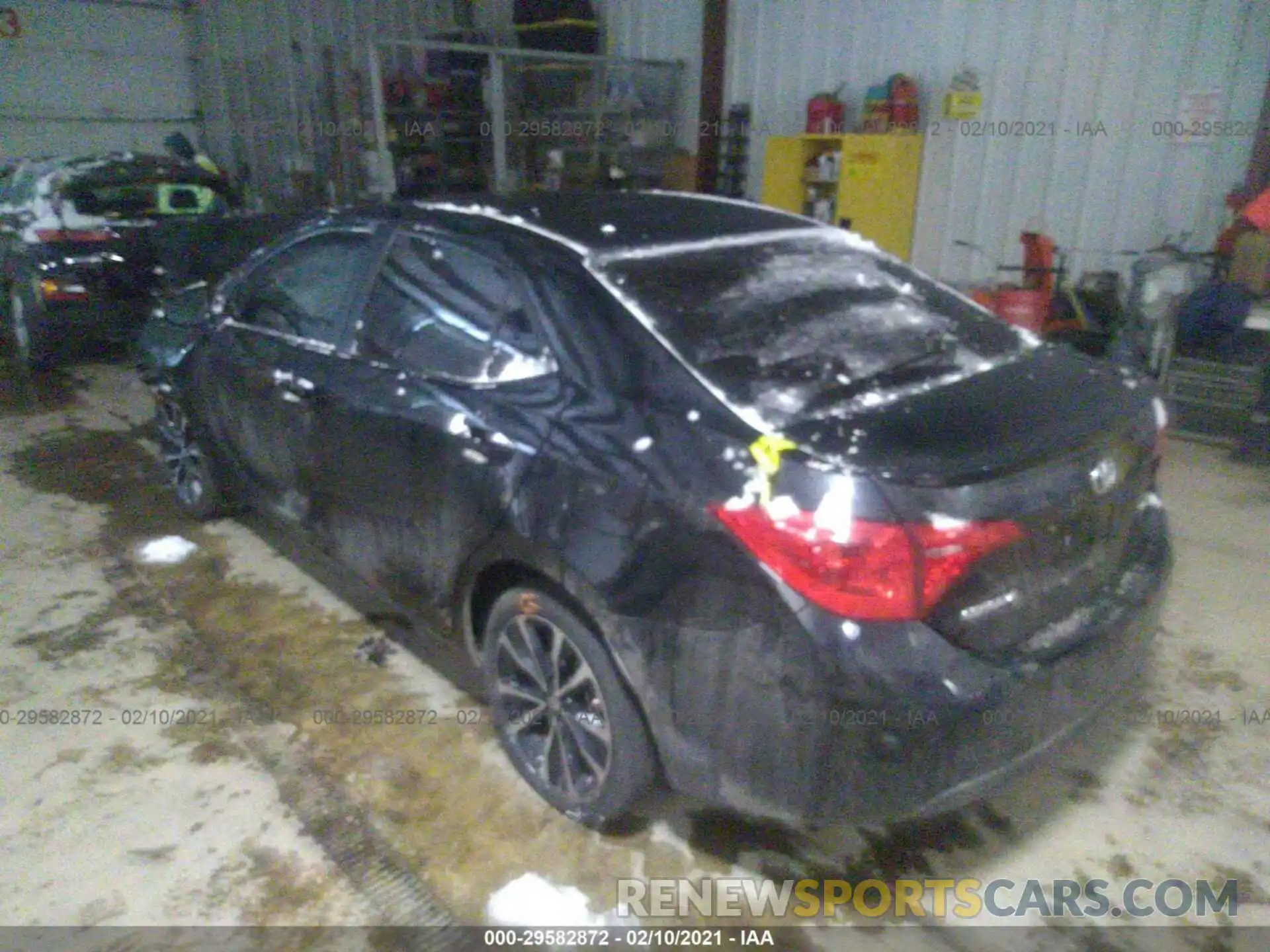 3 Photograph of a damaged car 2T1BURHE6KC207180 TOYOTA COROLLA 2019