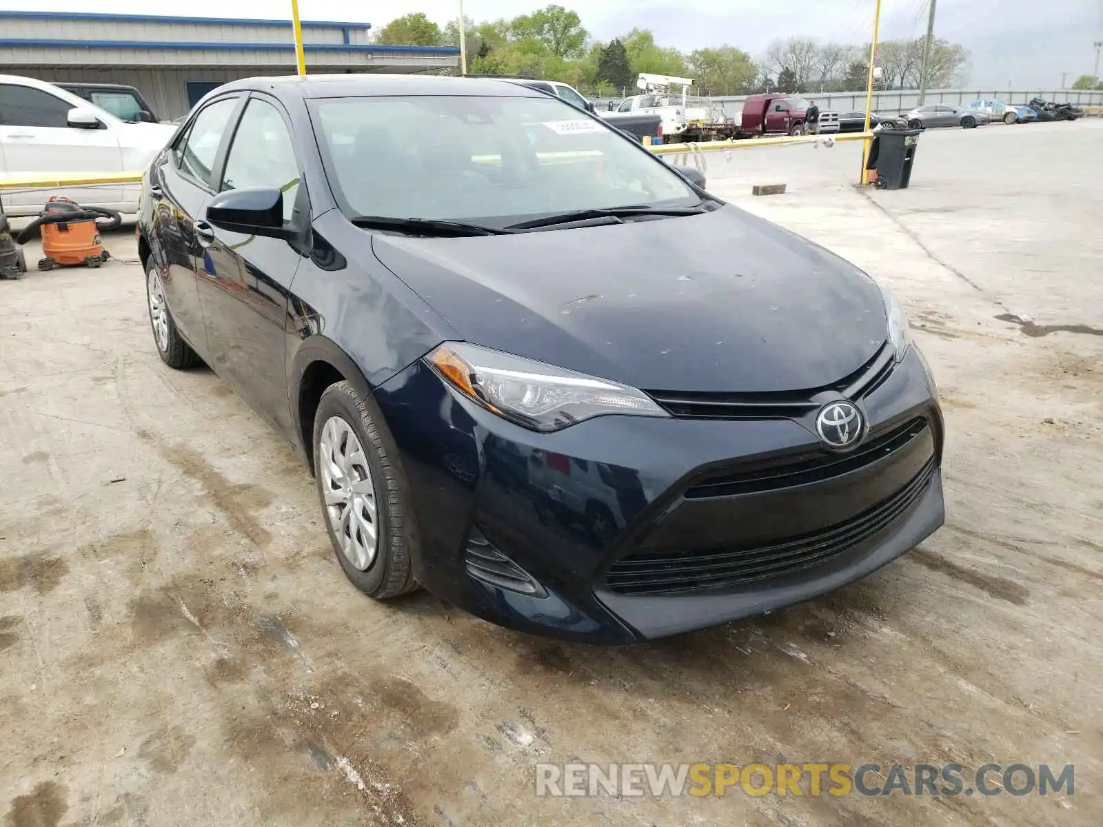 1 Photograph of a damaged car 2T1BURHE6KC207759 TOYOTA COROLLA 2019