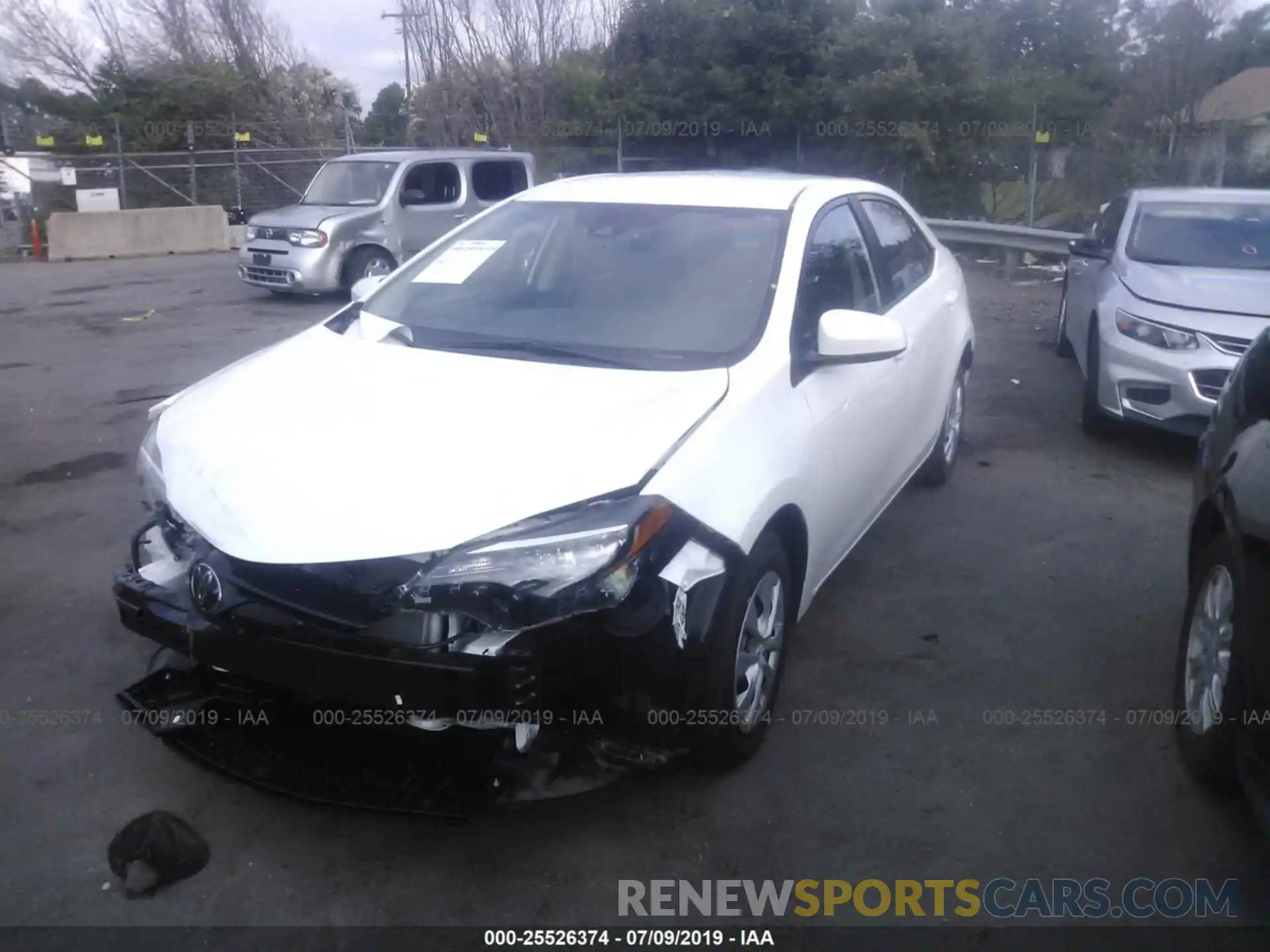 2 Photograph of a damaged car 2T1BURHE6KC208796 TOYOTA COROLLA 2019