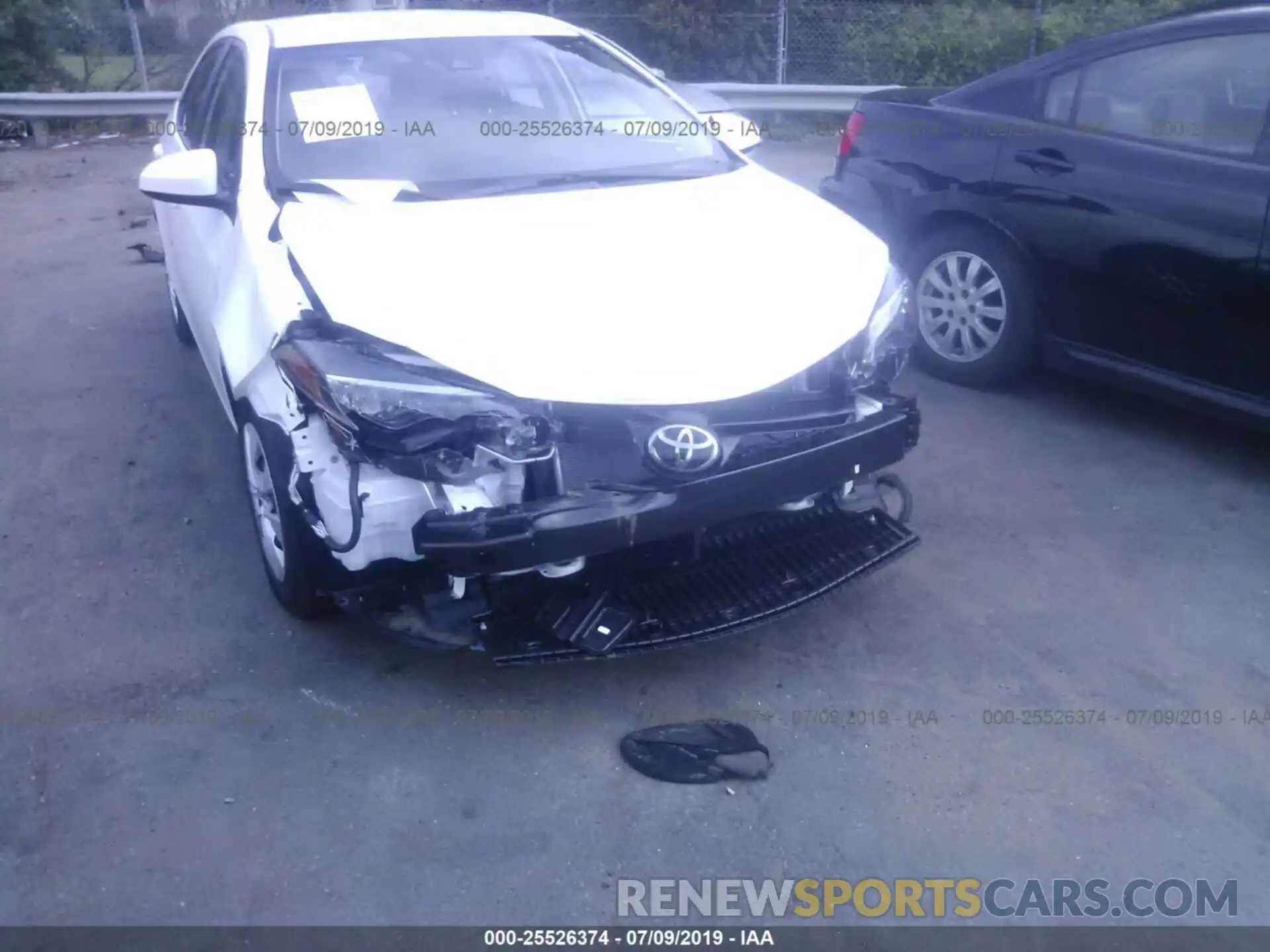 6 Photograph of a damaged car 2T1BURHE6KC208796 TOYOTA COROLLA 2019