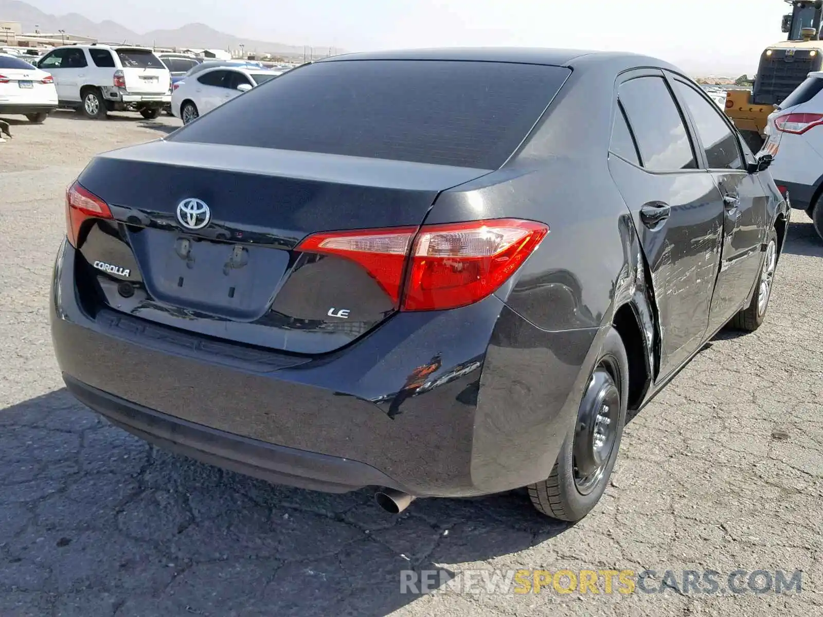 4 Photograph of a damaged car 2T1BURHE6KC208815 TOYOTA COROLLA 2019