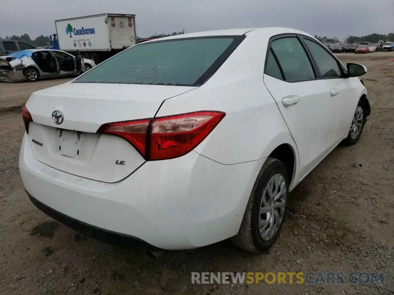 4 Photograph of a damaged car 2T1BURHE6KC209186 TOYOTA COROLLA 2019